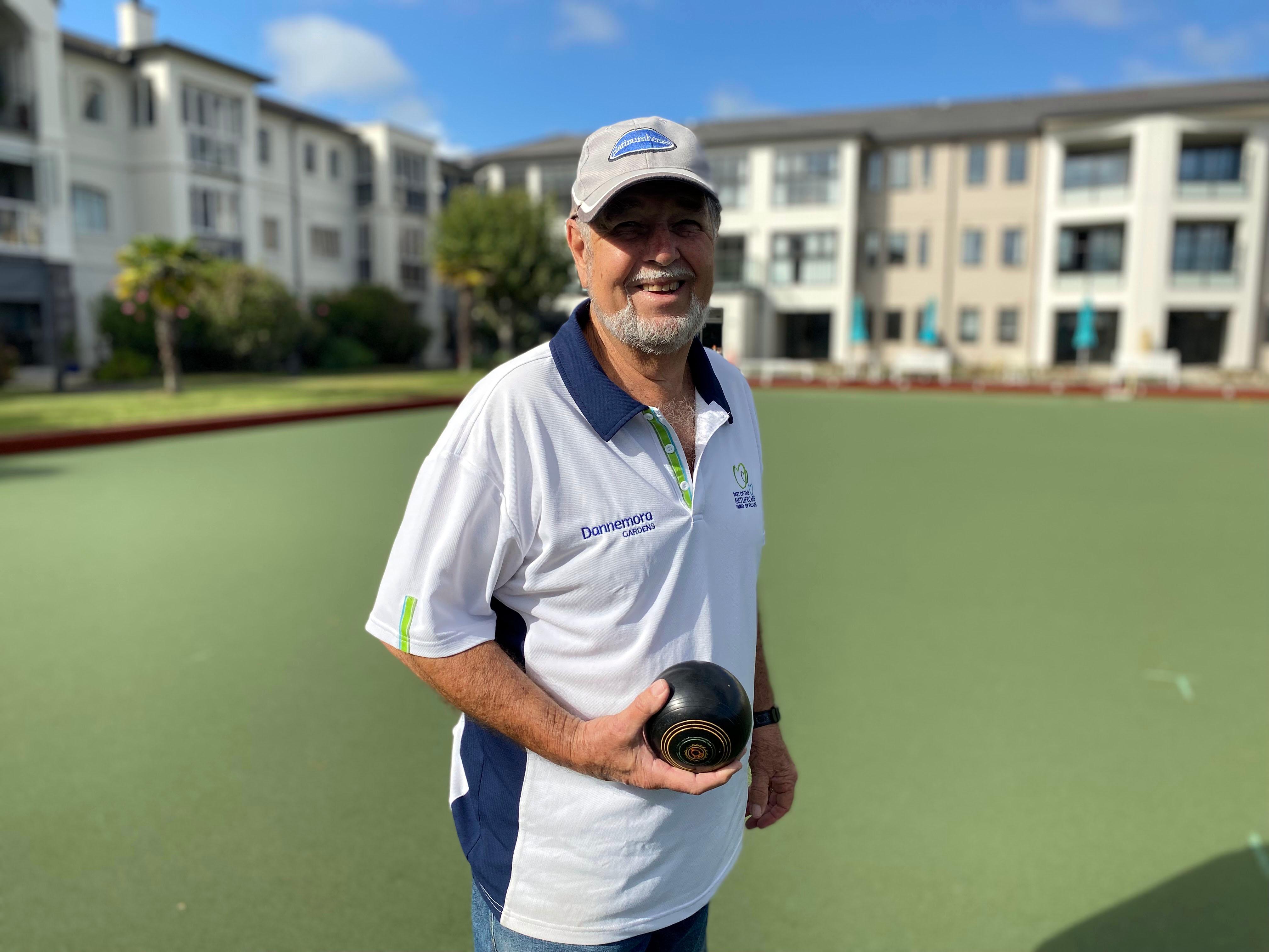Ross on the bowling green