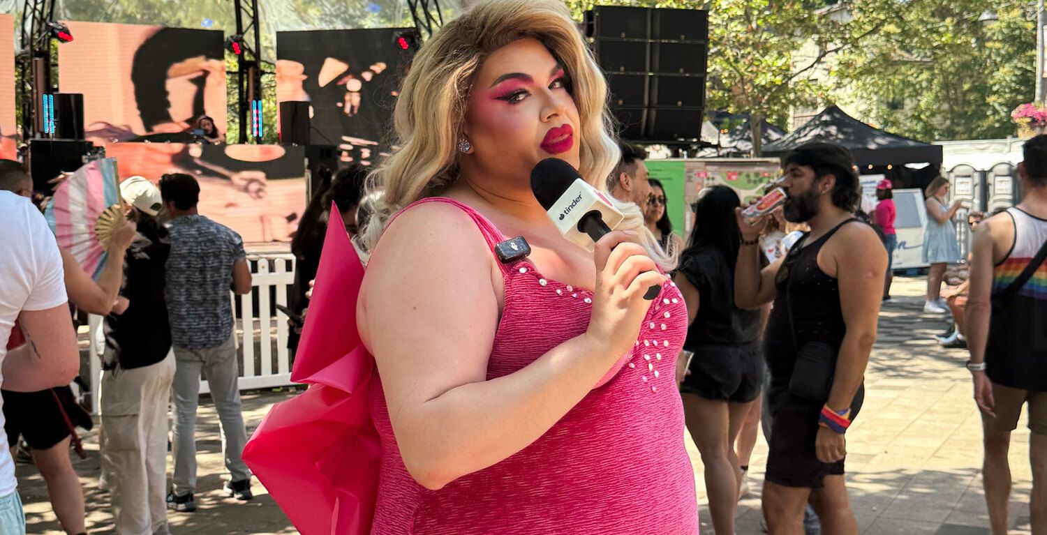 drag queen at tinder pride