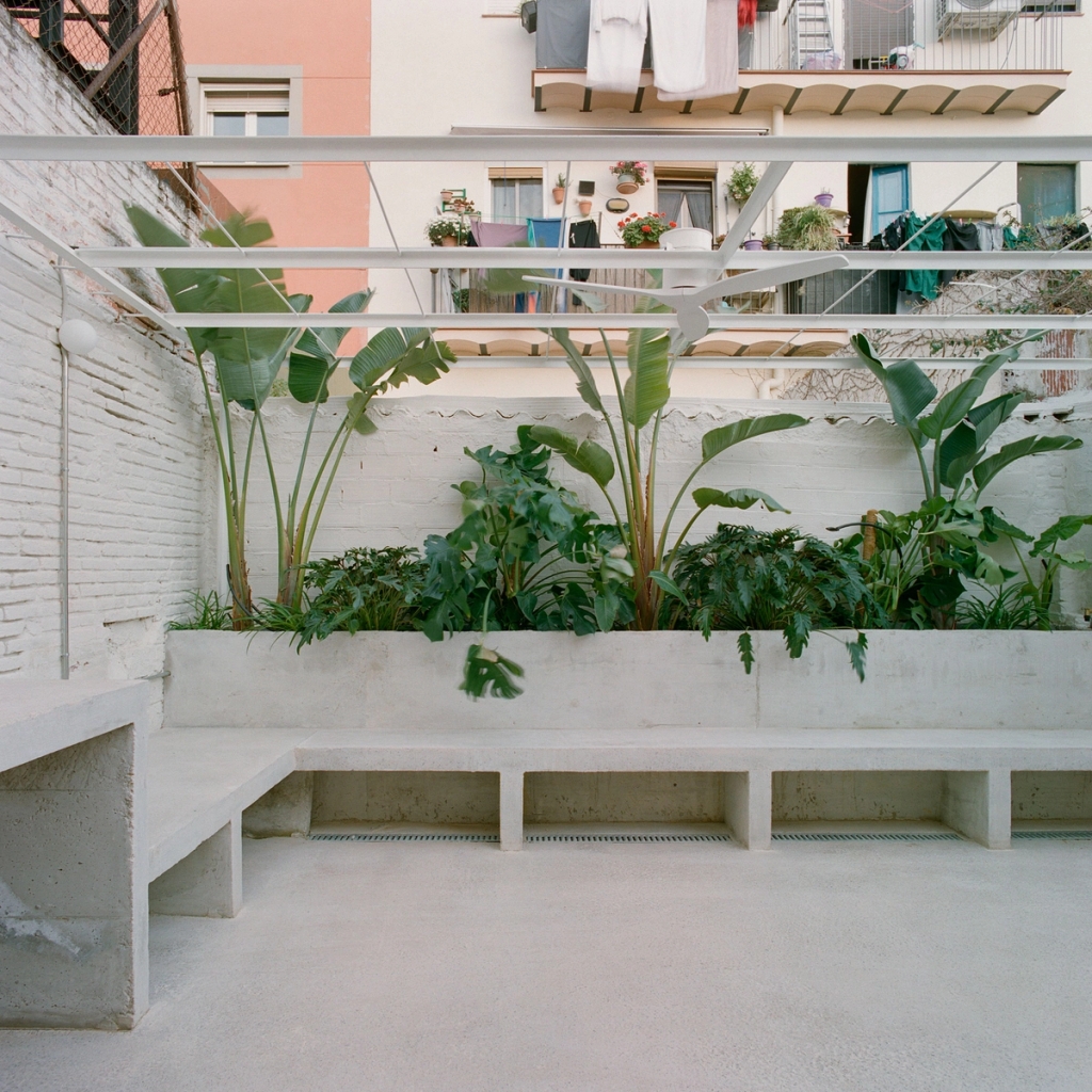 Villa V