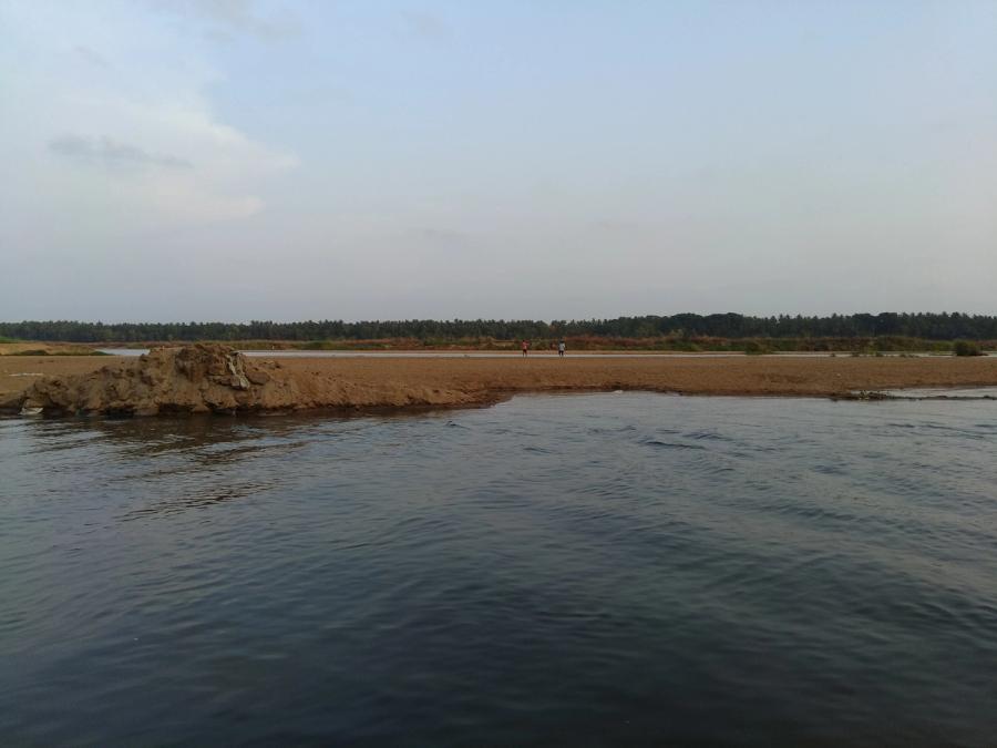 Tirunavaya Bharathappuzha — Valluvanāḍ and Palakkad chieftaincies