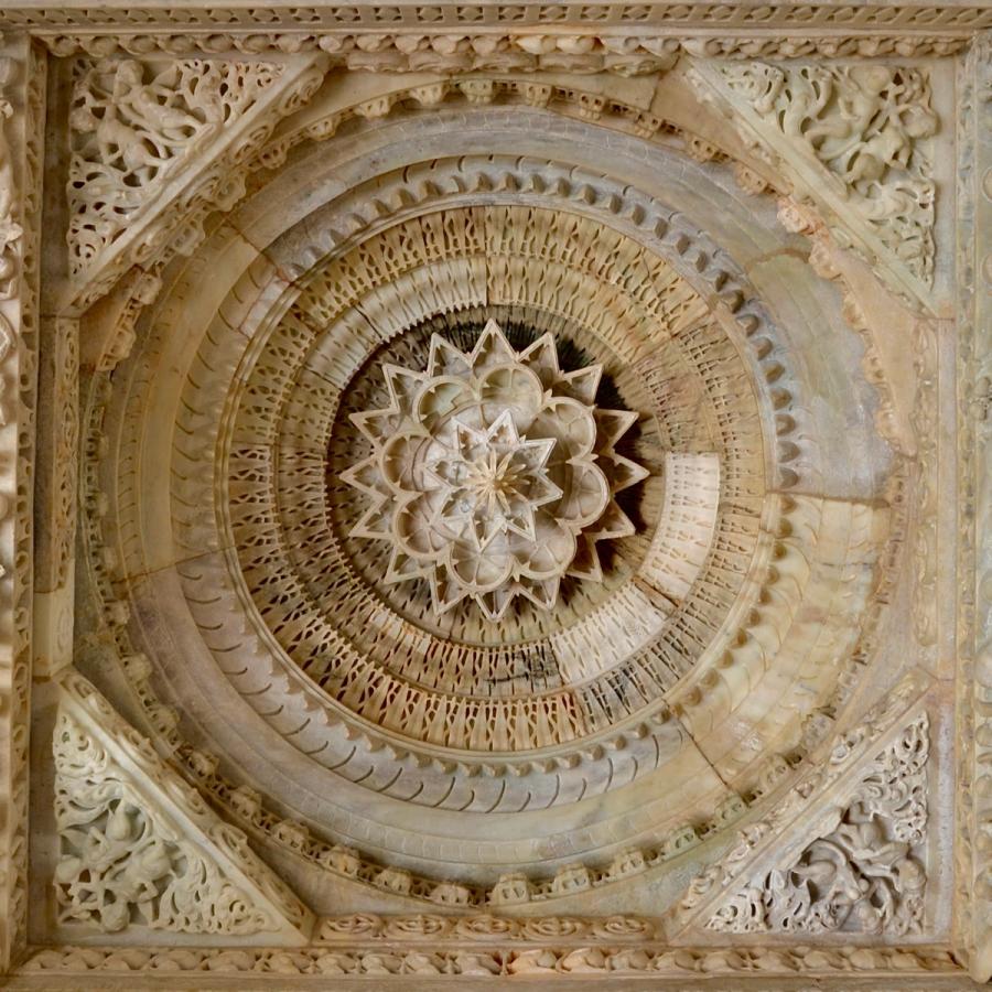 Luna Vasahi Dilwara — Vāghela dynasty