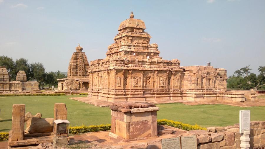 Pattadakal Virupaksha Temple — Chalukyas of Bādāmi