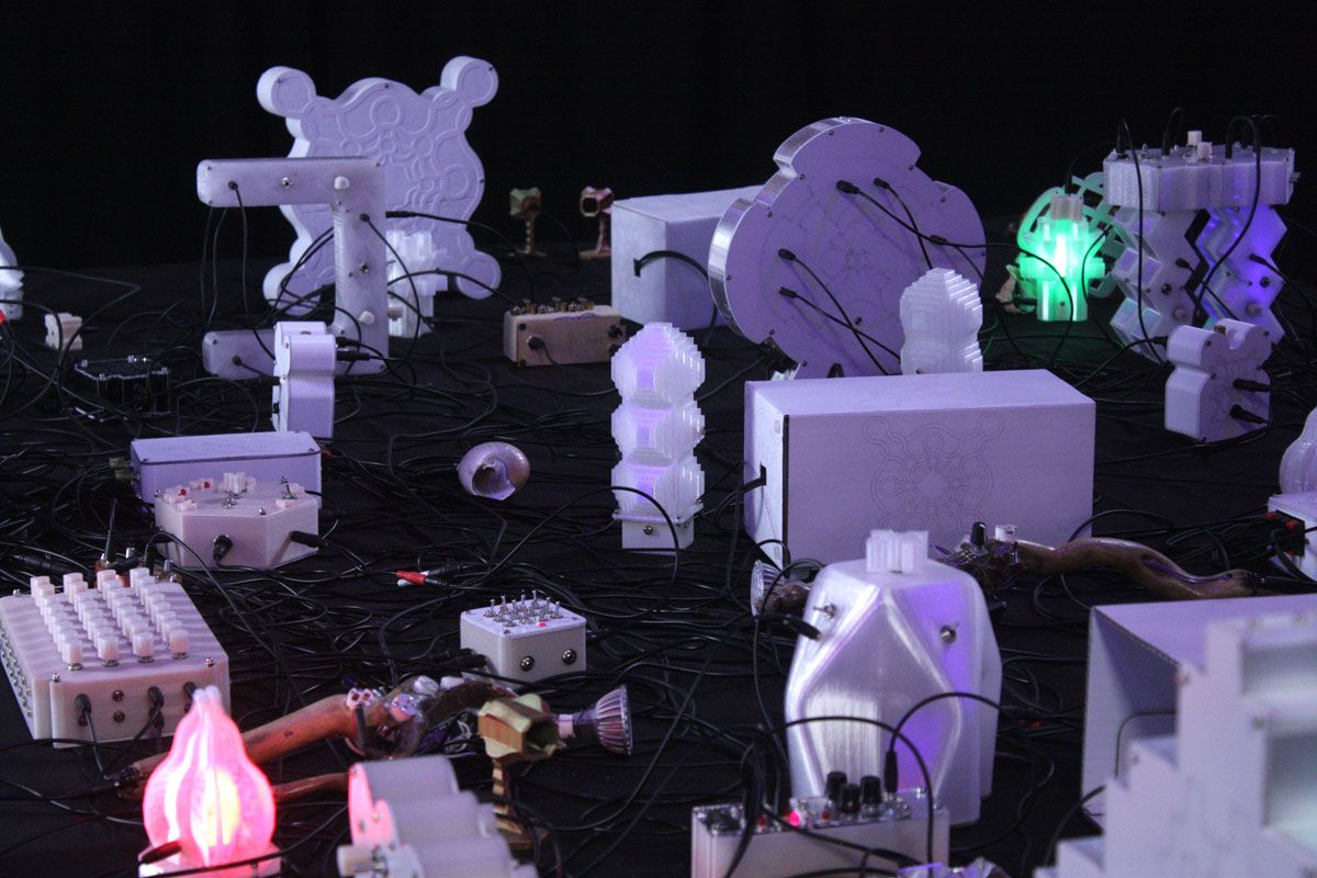 MSHR artist talk: Emergent Knot Traces