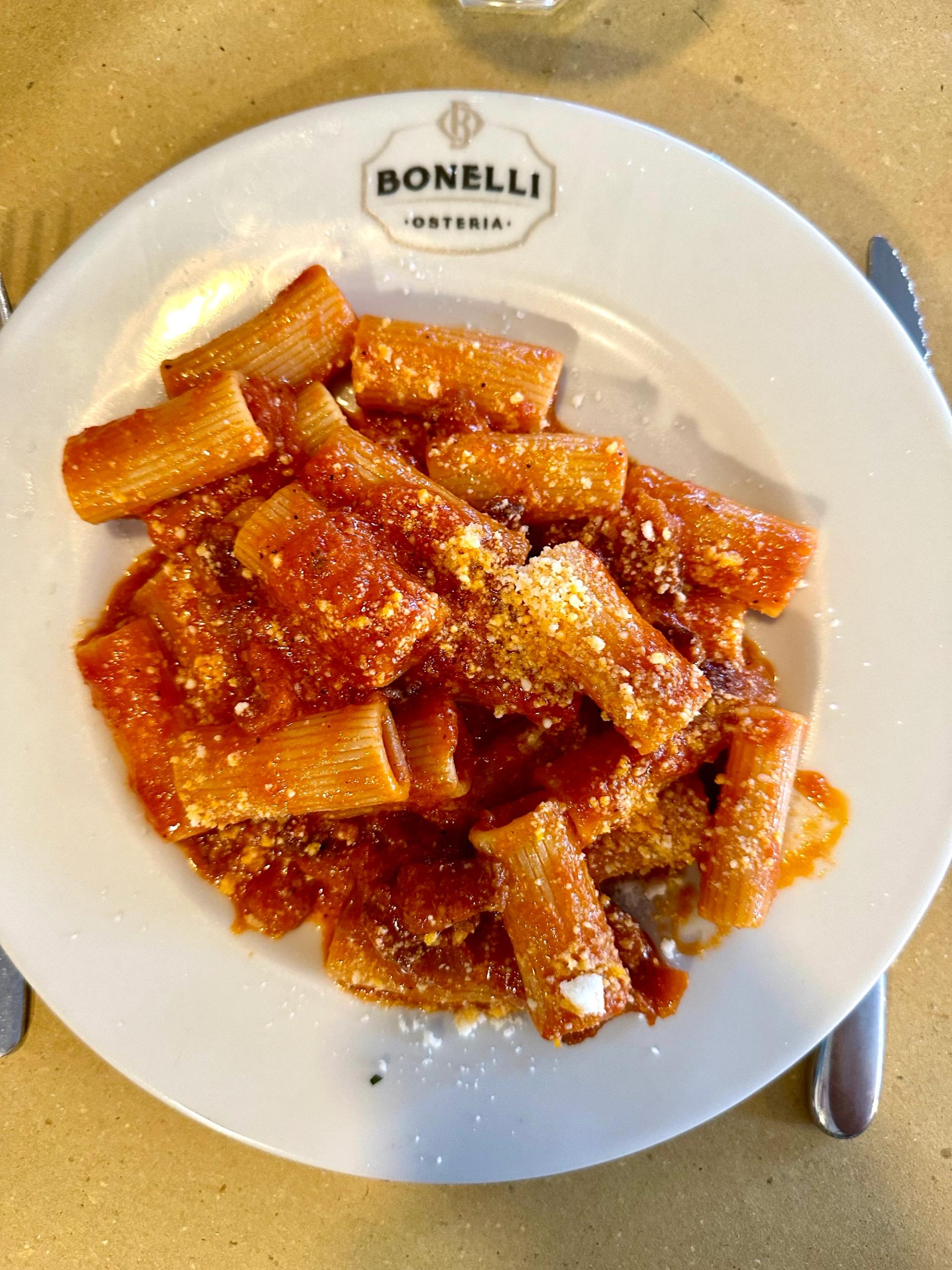 Amatriciana bei Osteria Bonelli in Rom Amatriciana bei Osteria Bonelli in Rom
