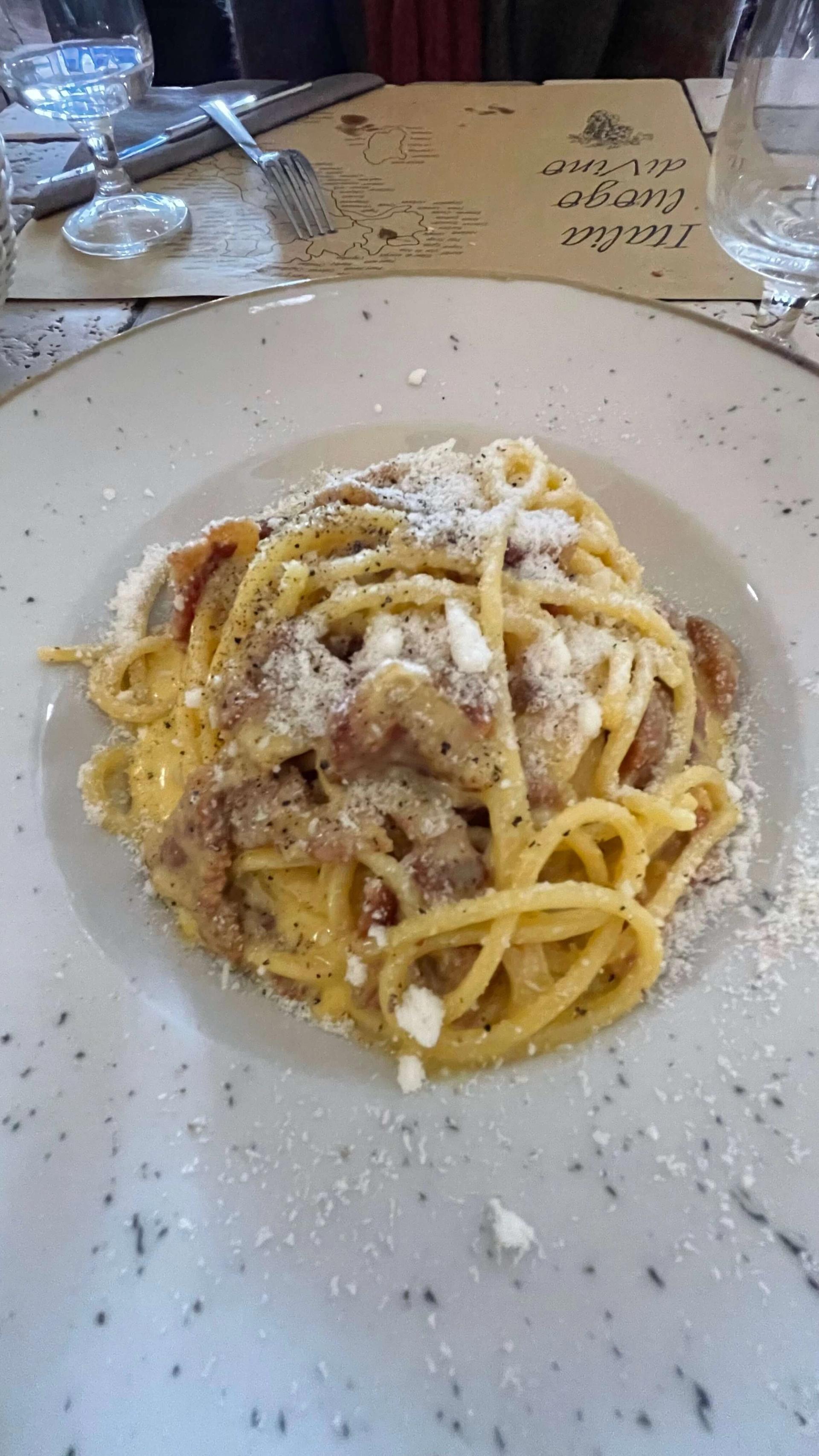Carbonara di Sellero e Ventresca Due di Roma