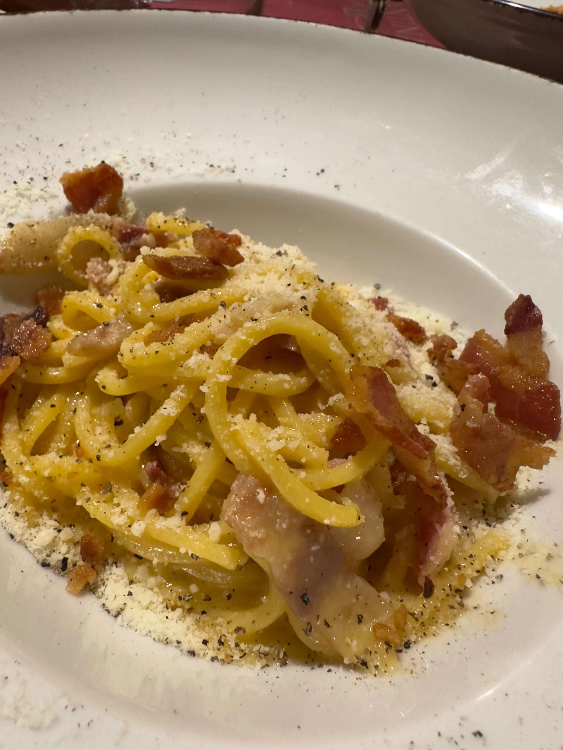 Carbonara di L’oste ai banchi di Roma