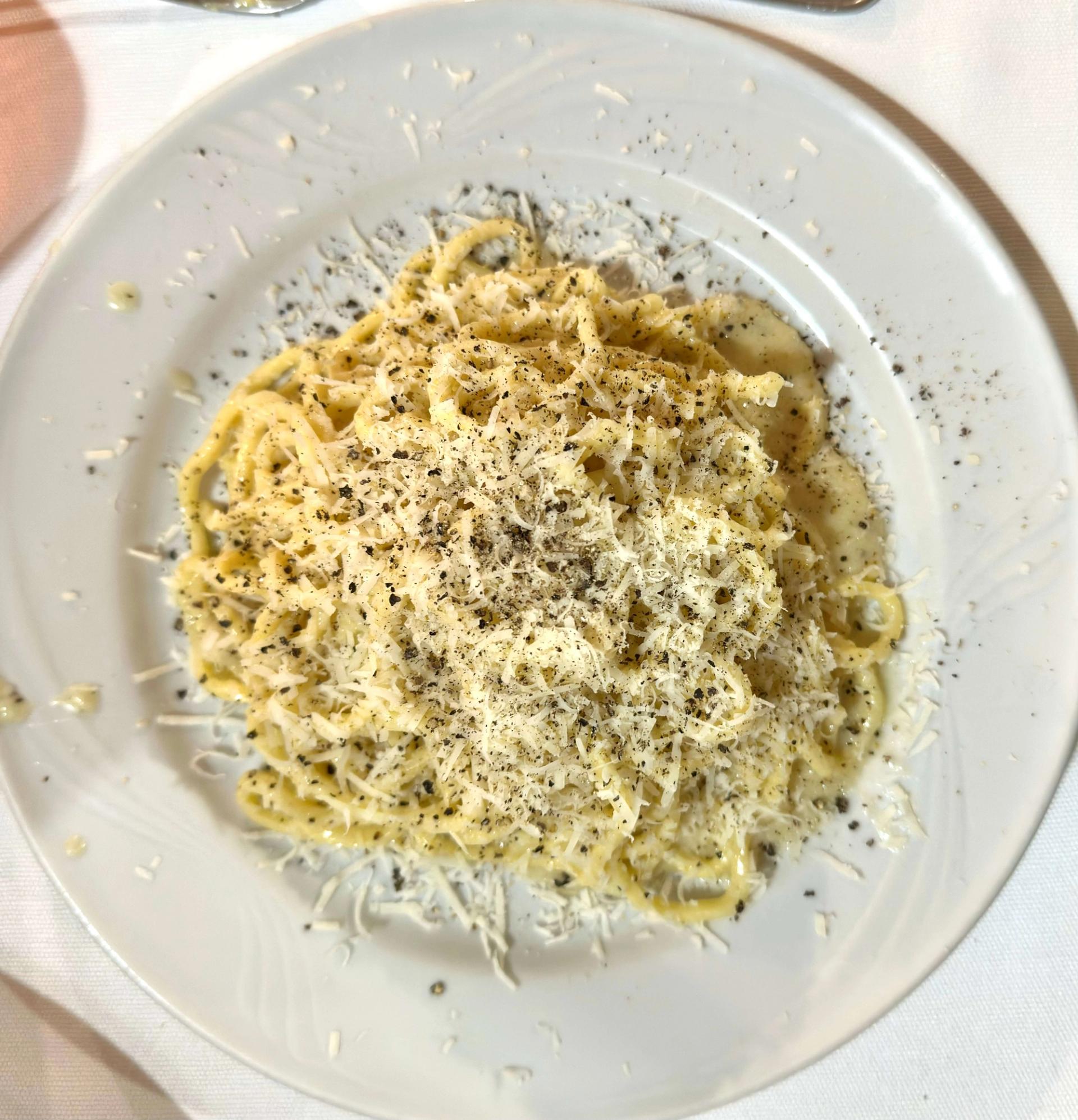 Cacio e Pepe pasta da Trattoria Da Danilo Cacio e Pepe pasta - Trattoria Da Danilo
