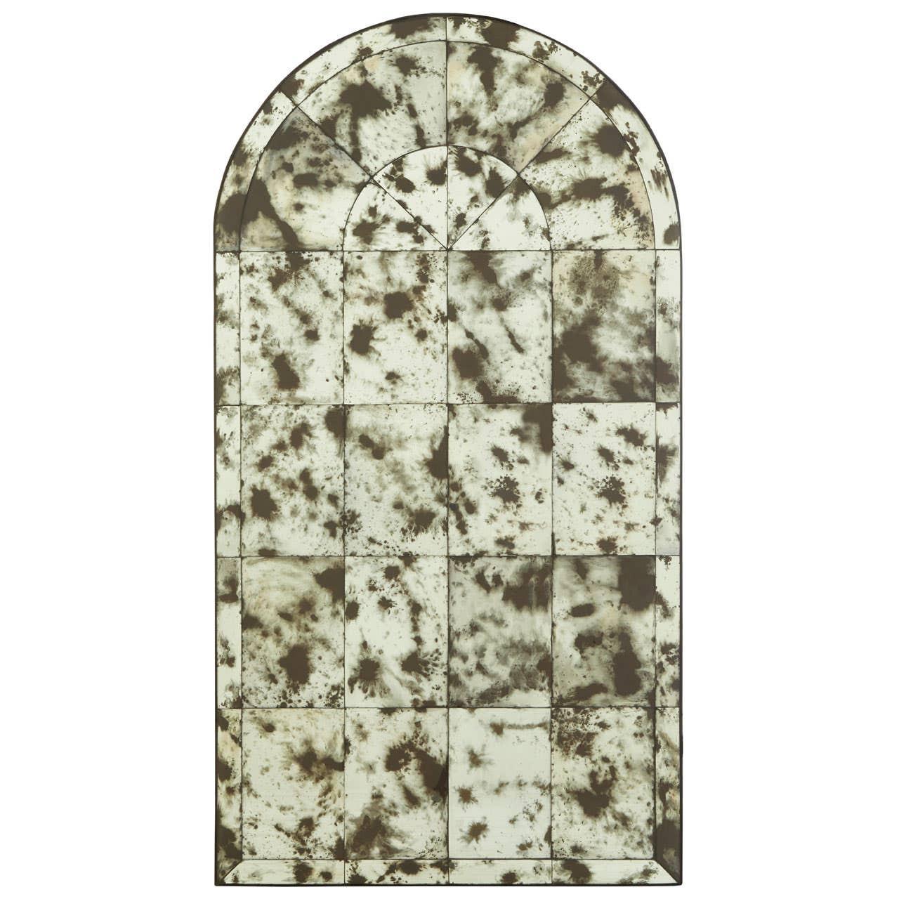 Riza Arched Antique Wall Mirror | Kaiku