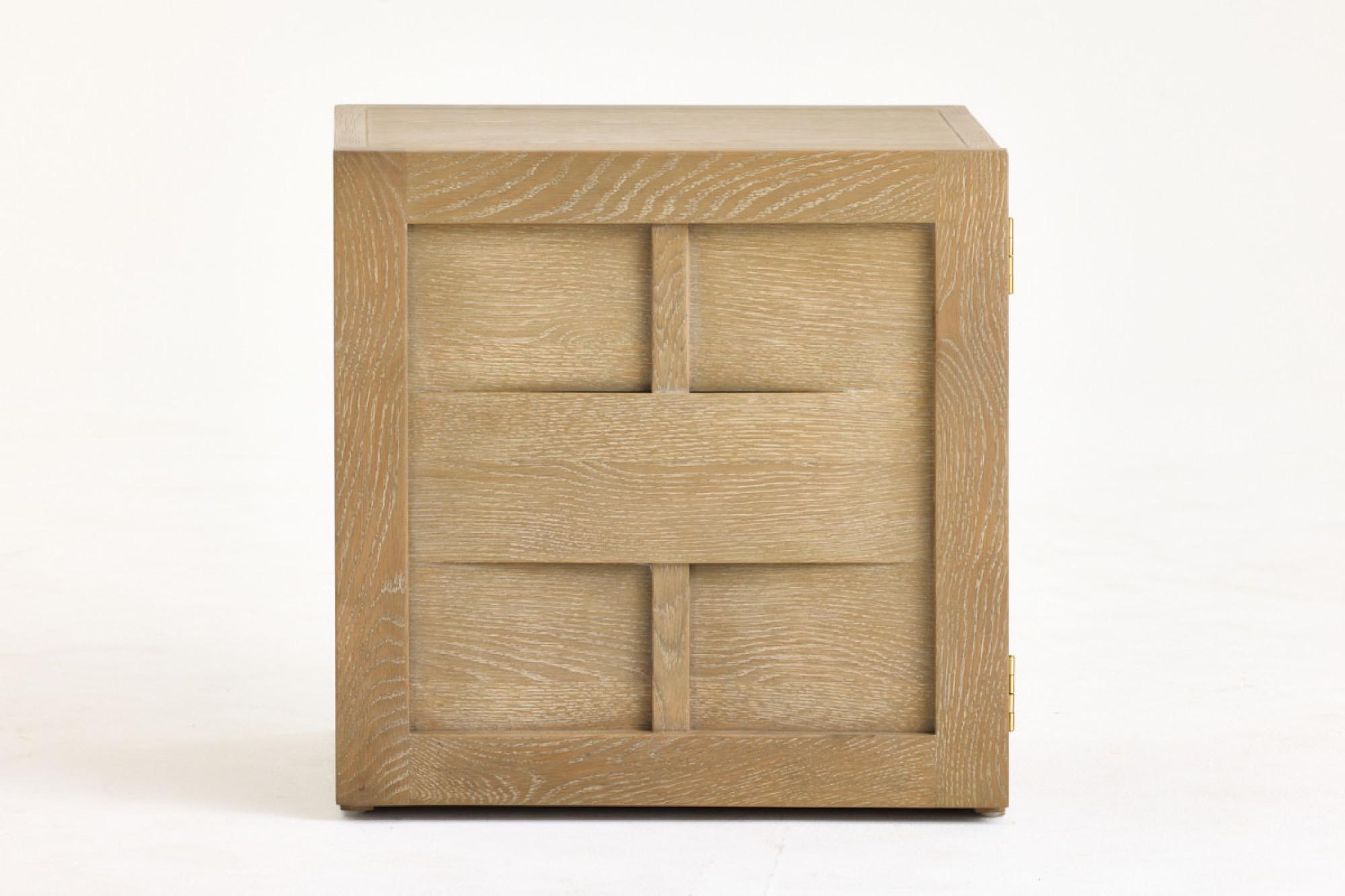 Broadway Oak Bedside Table | Kaiku