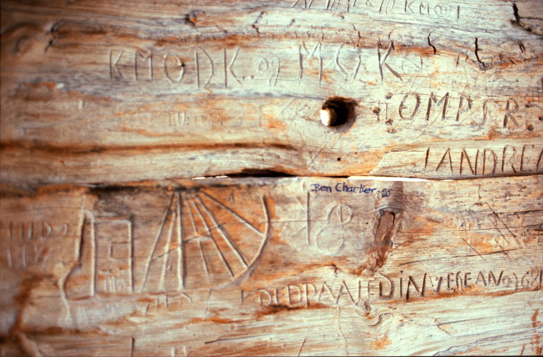 Many of the visitors to the hut left behind inscriptions on the walls