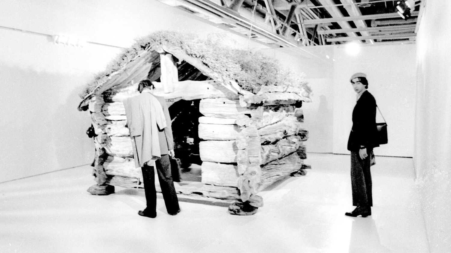 Gjerdeløa utstilt under Biennalen på Pompidou-senteret i Paris. Dokumentasjonsfoto Gjerdeløa, 1980.