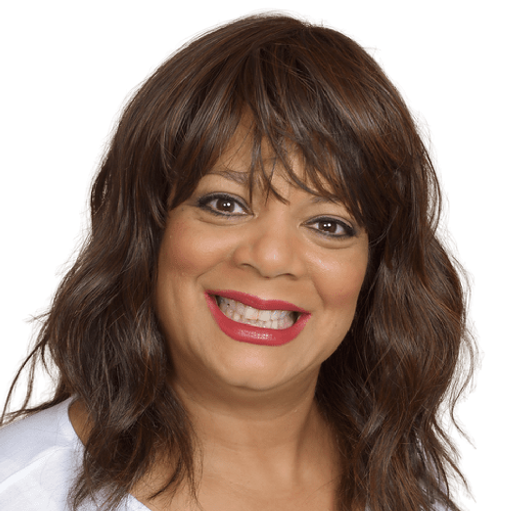 Tracey Fluellyn