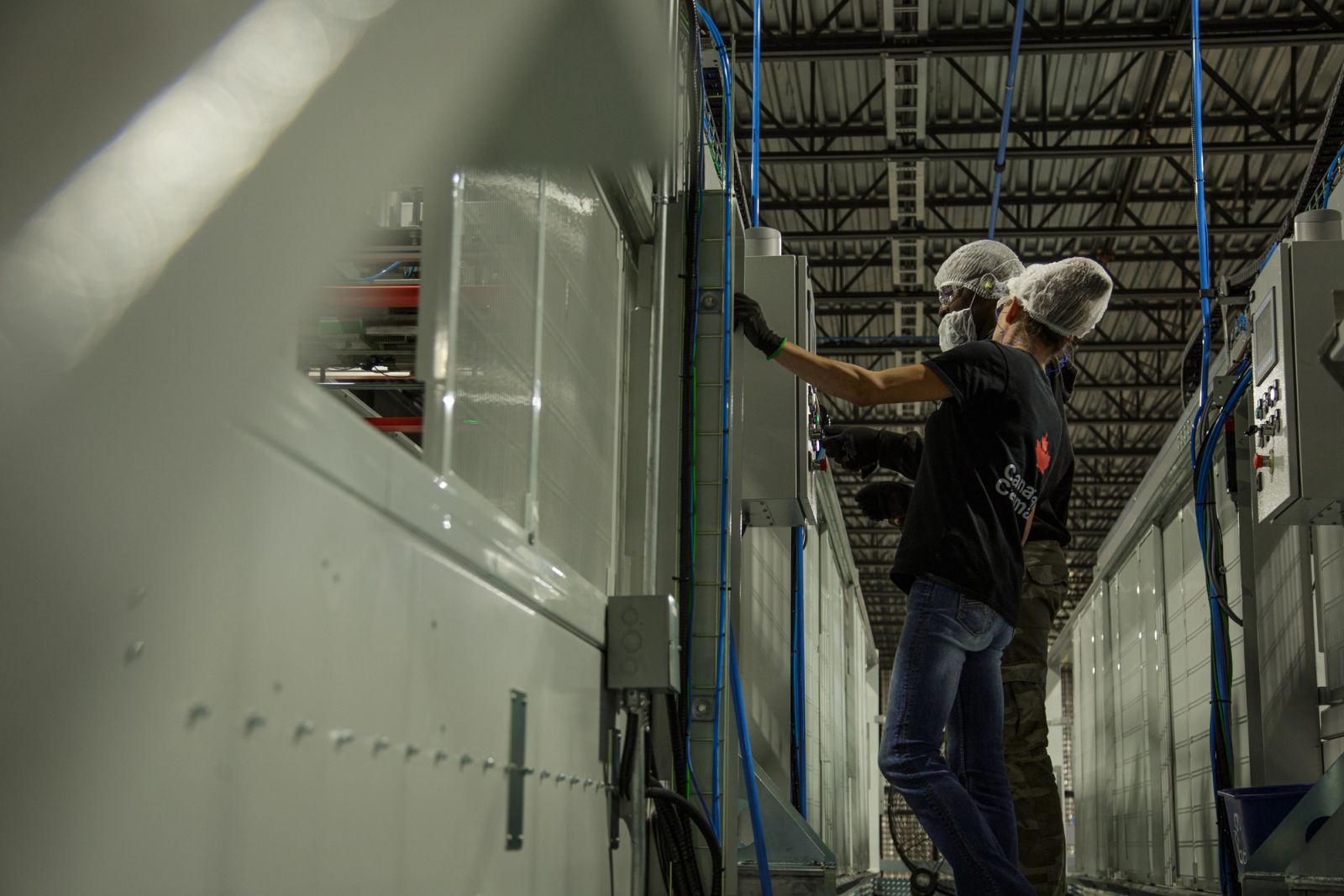 Ideal Can manufacturing team