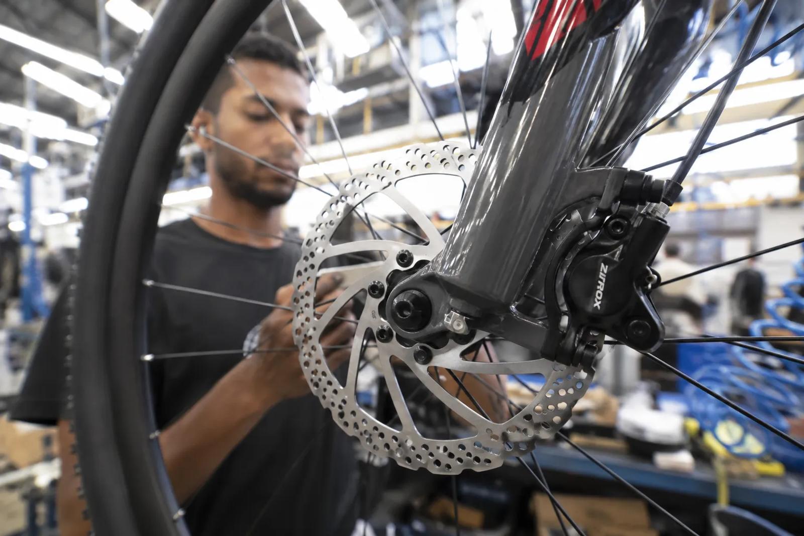 E-Bike-Rahmenmaterialien in Brasilien: Warum der ClipClop L1 6061-Aluminium statt Carbon oder Stahl verwendet