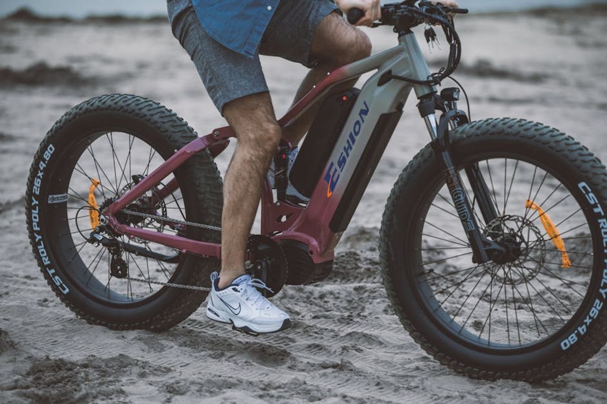 24-Inch Tire Buying Guide: E-Bike Sizing, Specs, and B2B Procurement for 2026