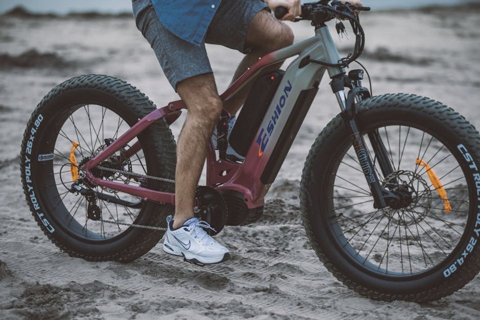 24-Inch Commercial E-Bike Tires: ETRTO Sizing, E-50 Speed Ratings & Puncture Resistance