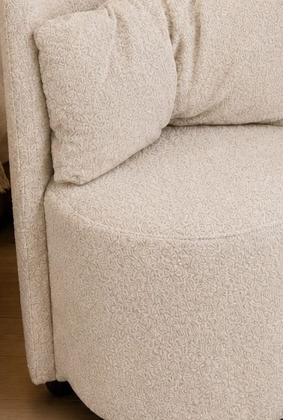 Cream / Beige