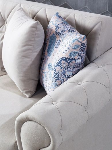 Light Grey / Patterned Pillow Detailed