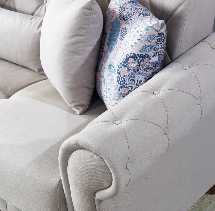 Cream / Light Beige Blue Patterned