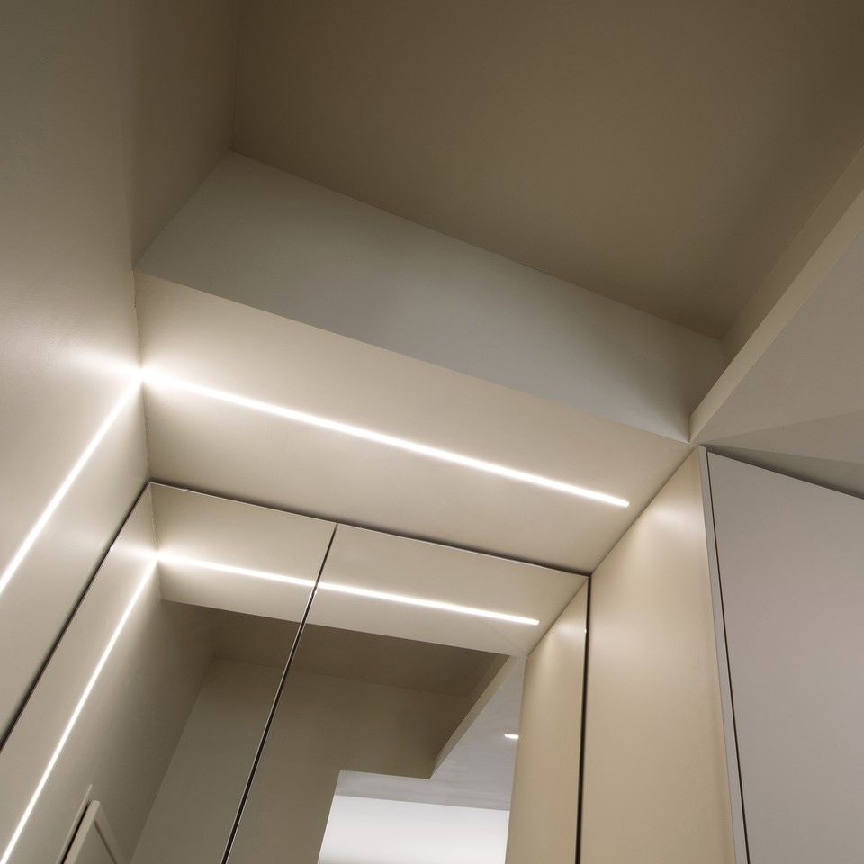 Illuminazione elegante per interni moderni Image 5