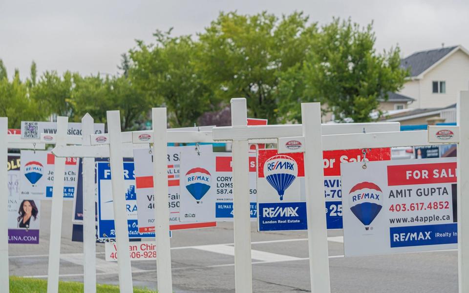 65% of Canadian Buyers Will Compromise to Get a More Suitable Home: Re/Max Survey