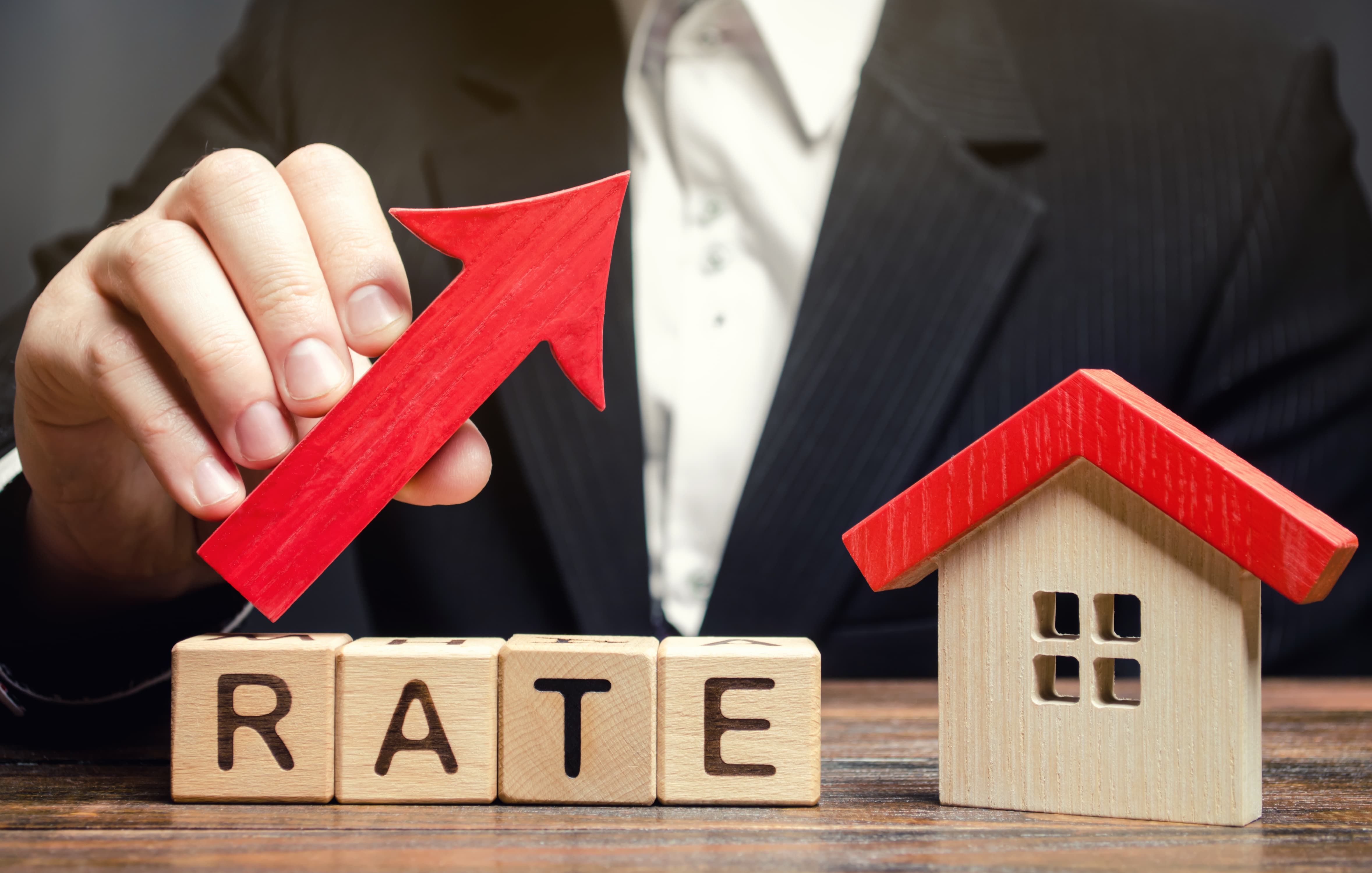 The Bank of Canada Hasn’t Moved. So Why Are Fixed Rates Going Up?