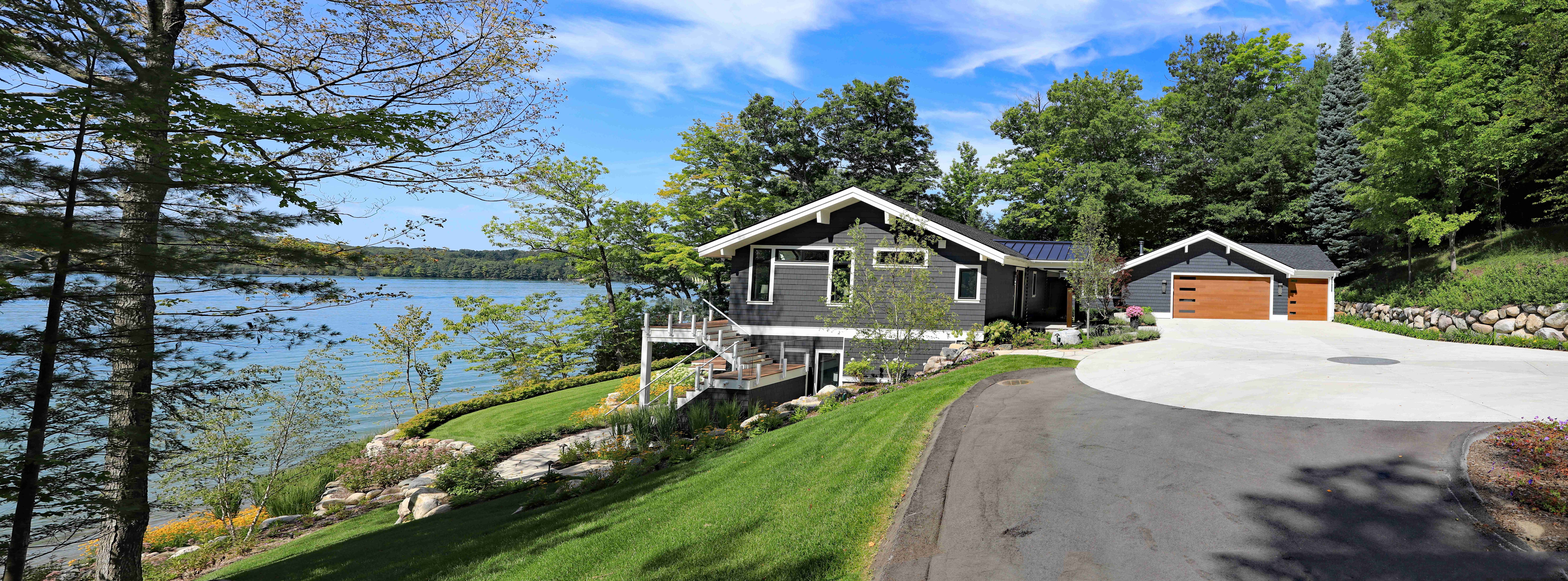 Financing Your First Home vs Your Second: How the Rules Change in Canada