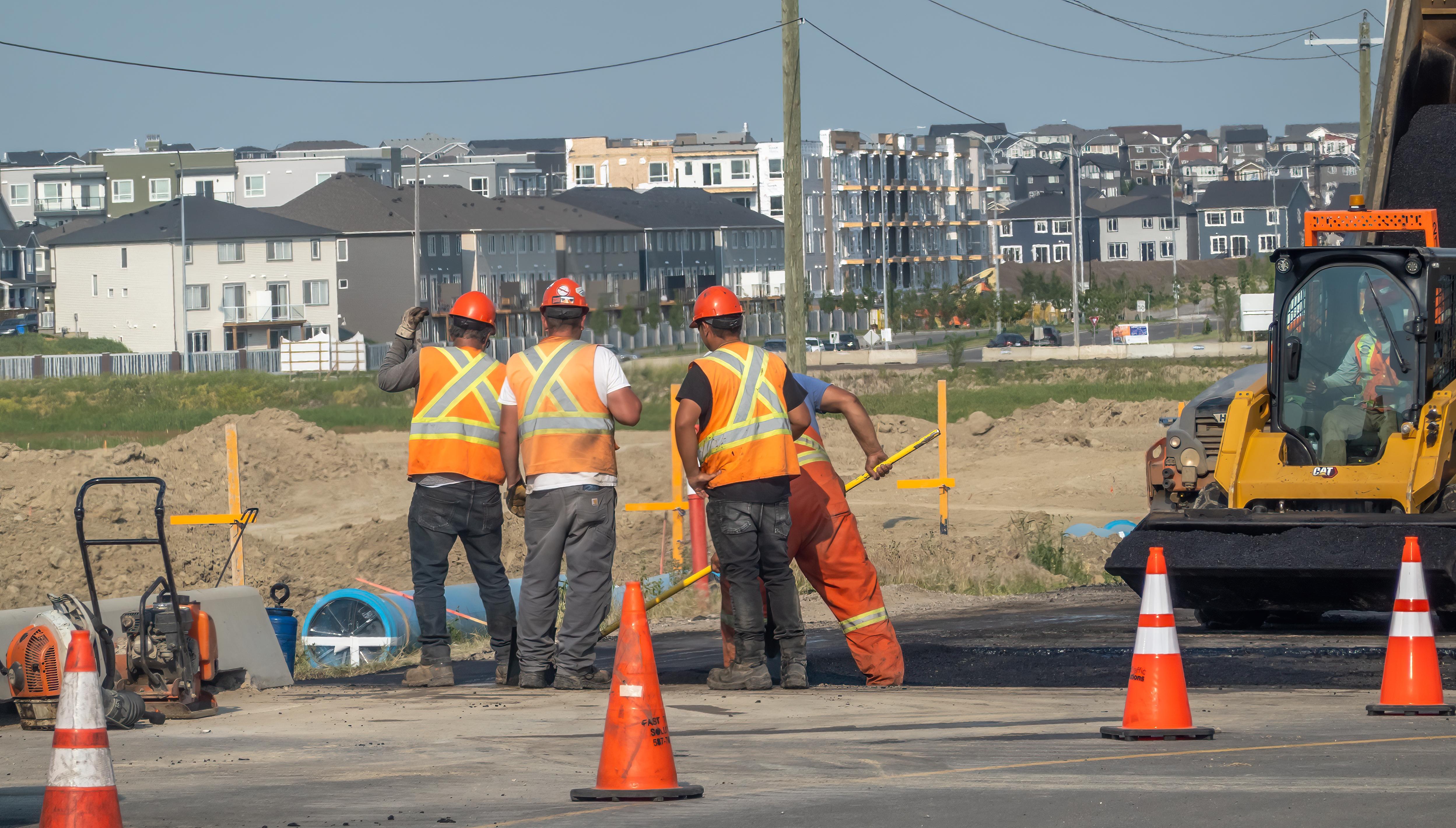 Canada Lost 68,300 Jobs in September, Rate Hike Expectations Pull Back
