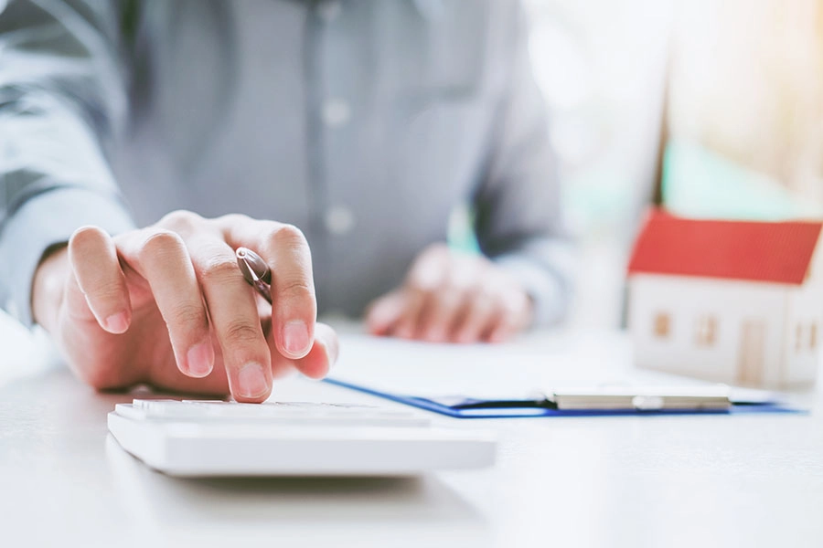 how much are closing costs on a house