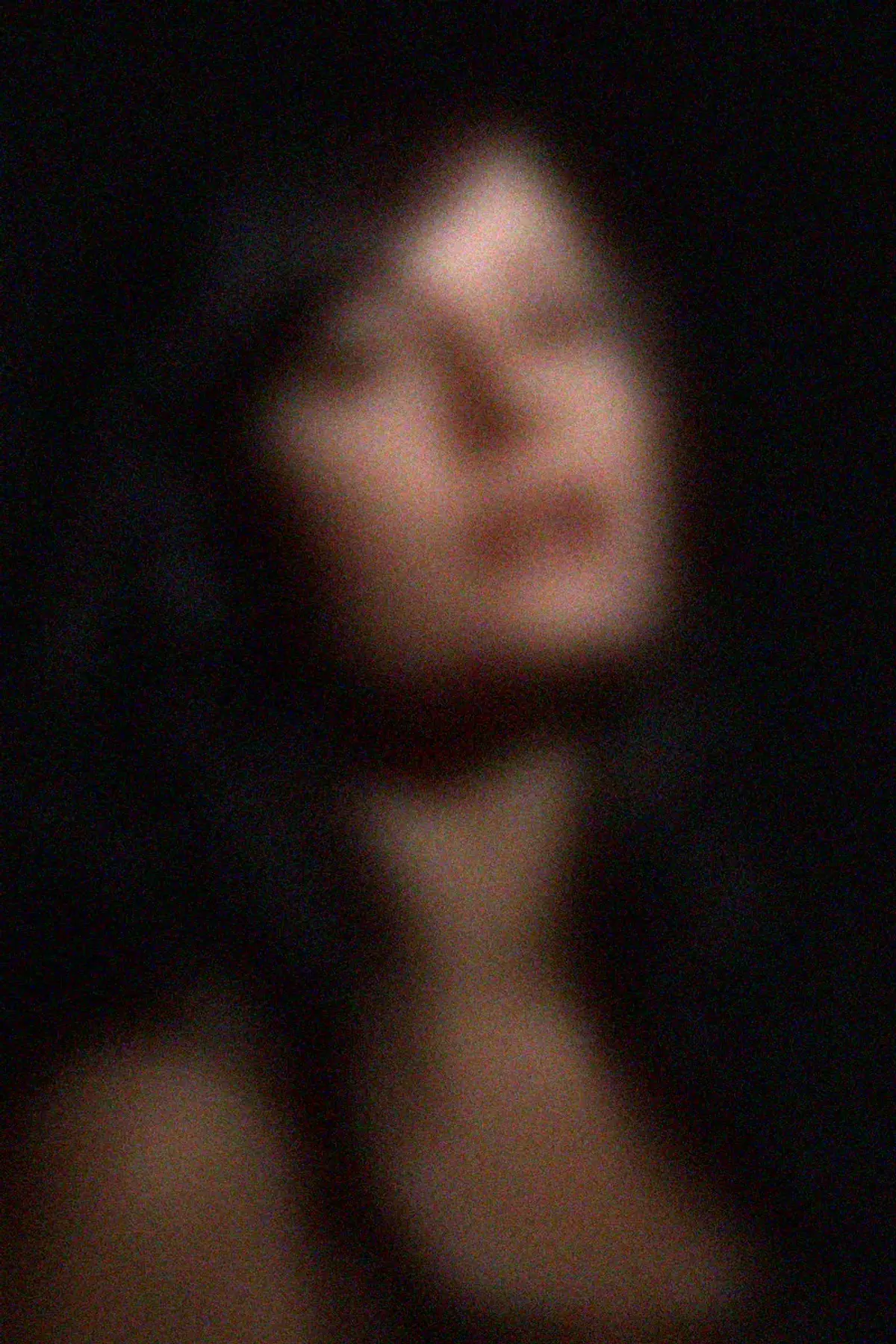 Photo floue de produit avant traitement IA, version basse qualité