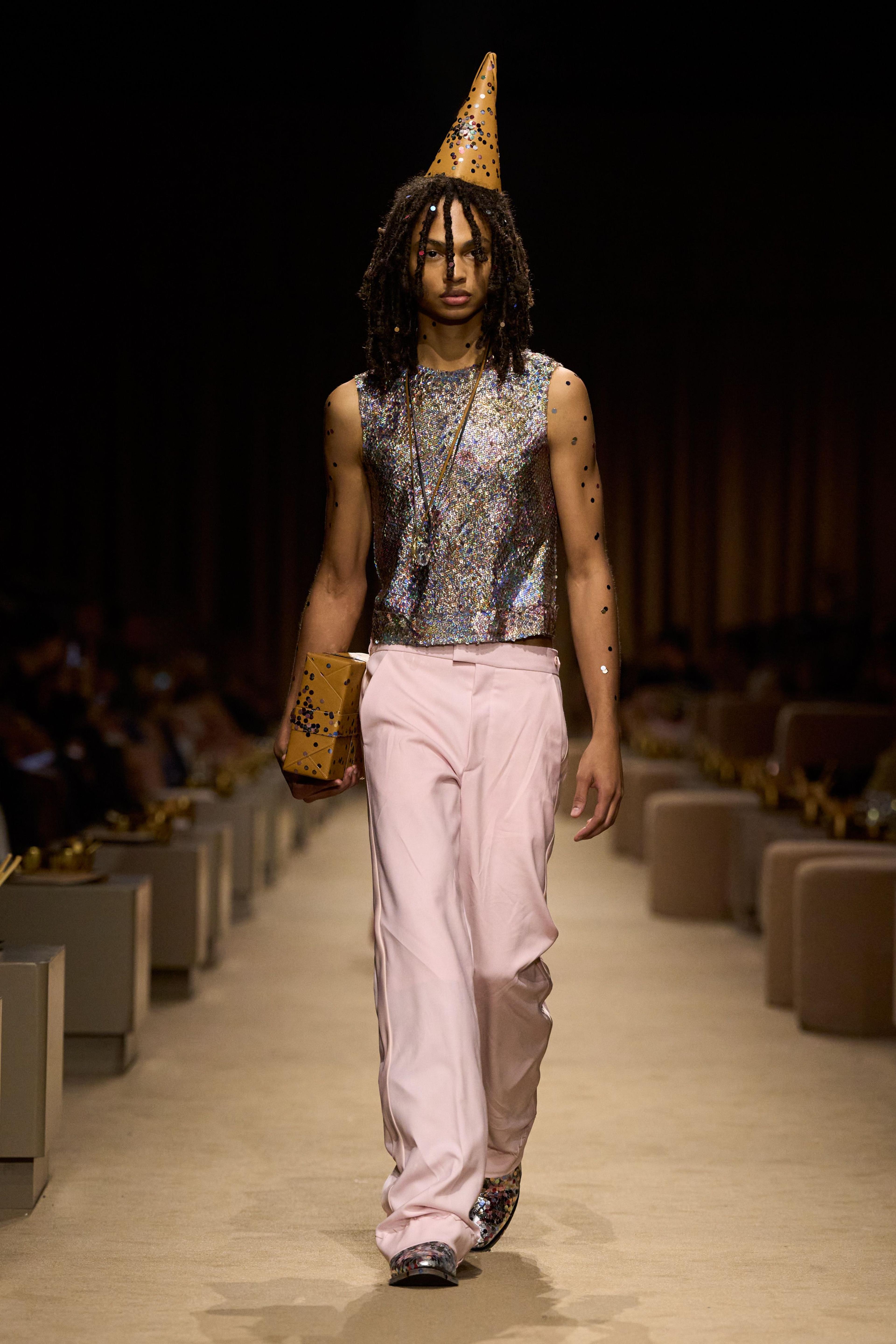 Coach SS27, Pier 36 (Basketball City)