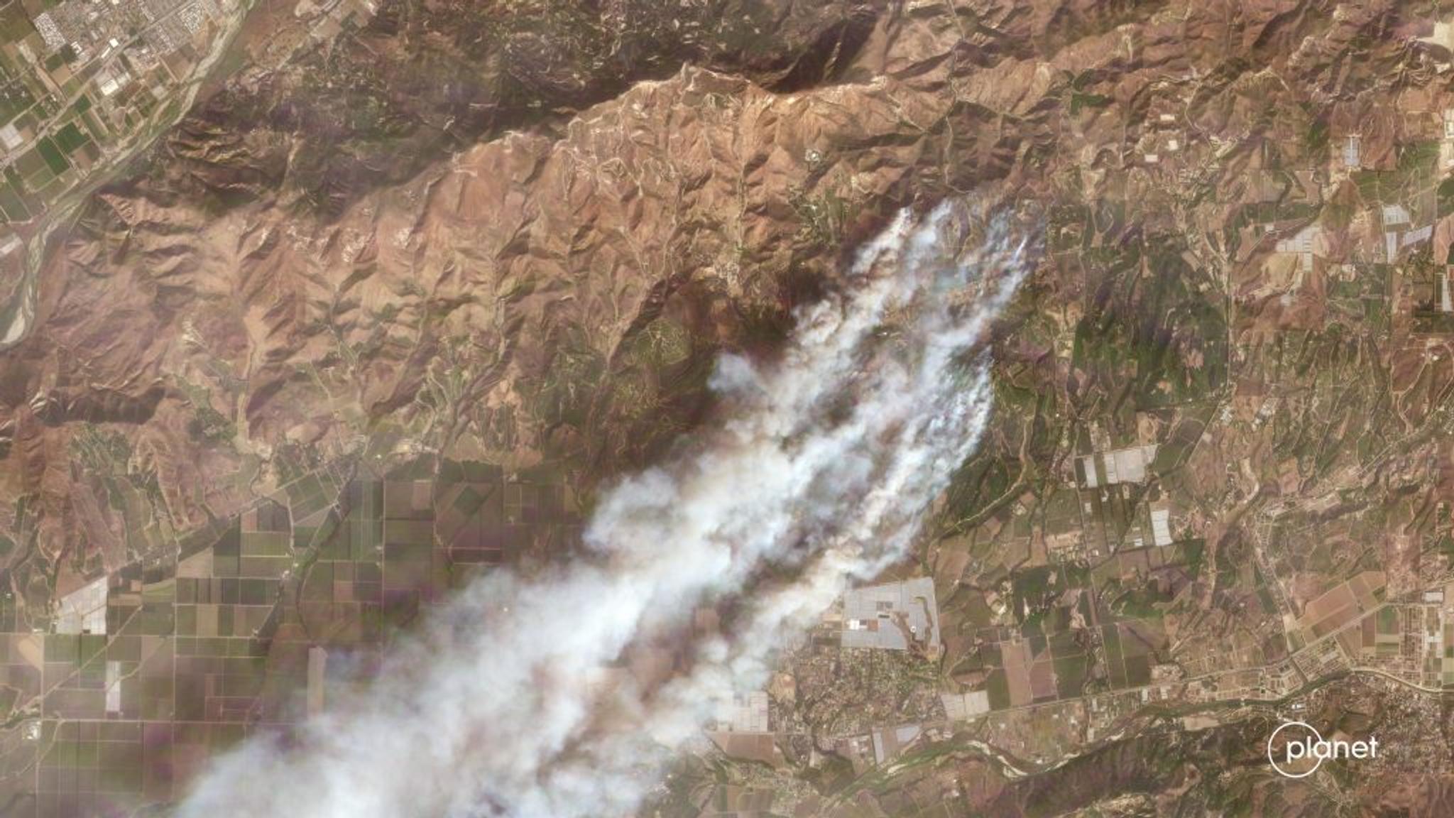 A mountain fire in Ventura County, California on November 6, 2024. (Planet Labs PBC)