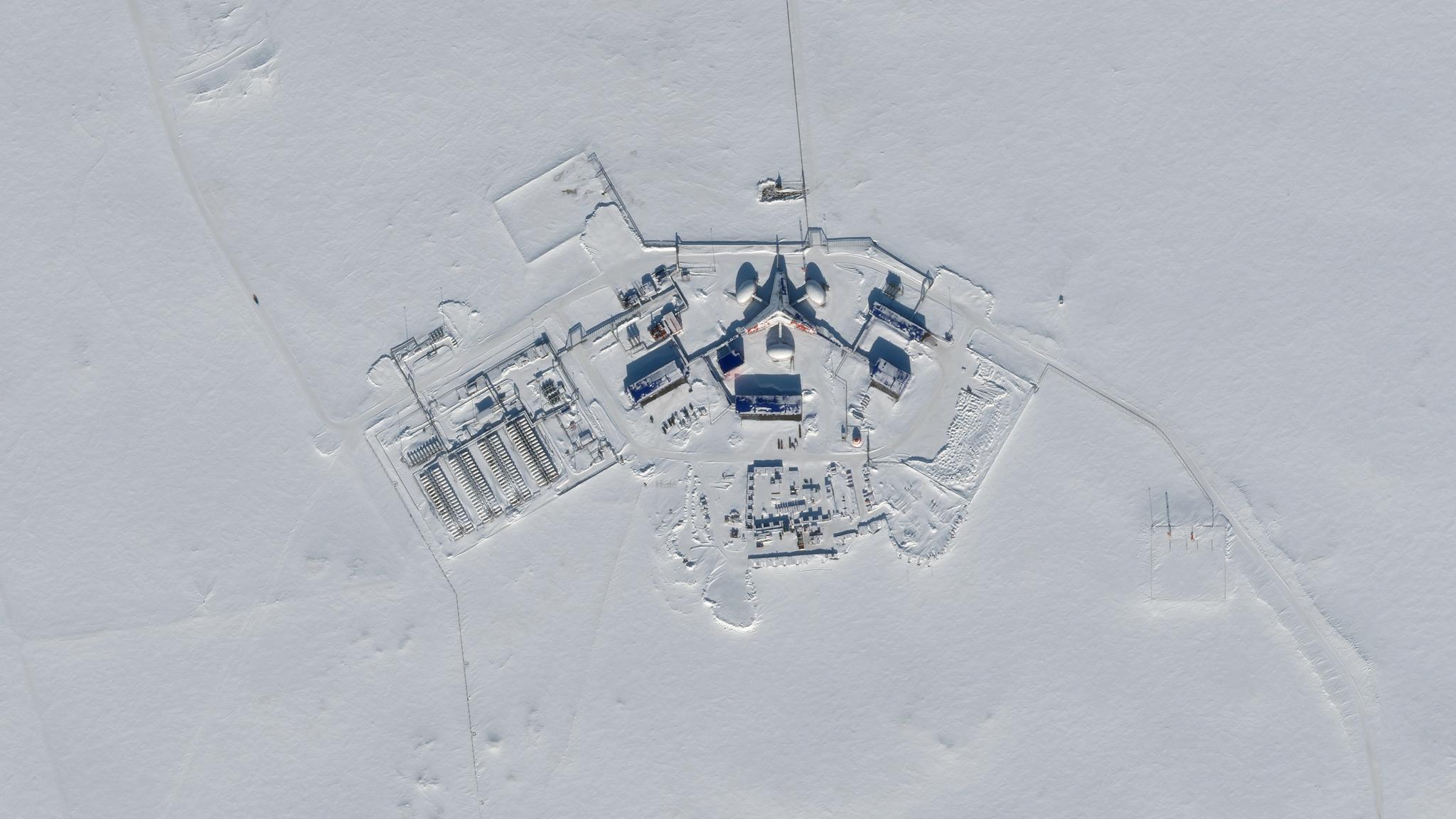 SkySat image of the Arkticheskiy Trilistnik (or “Arctic Trefoil”) base in Arkhangelsk Oblast, Russia, captured April 30, 2024. © 2024, Planet Labs PBC. All Rights Reserved.