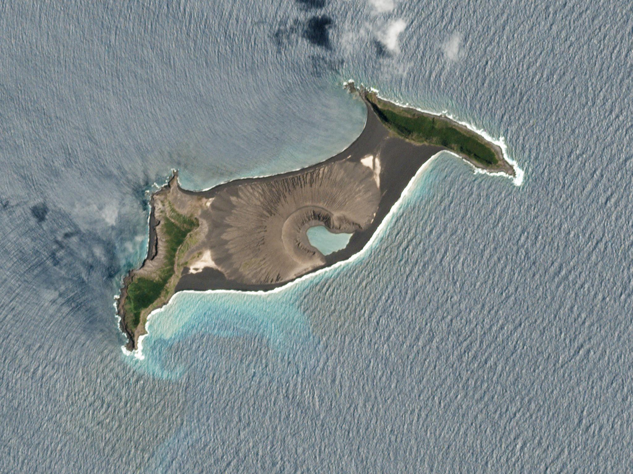 Hunga Tonga-Hunga Haʻapai. © 2022, Planet Labs PBC. All Rights Reserved.