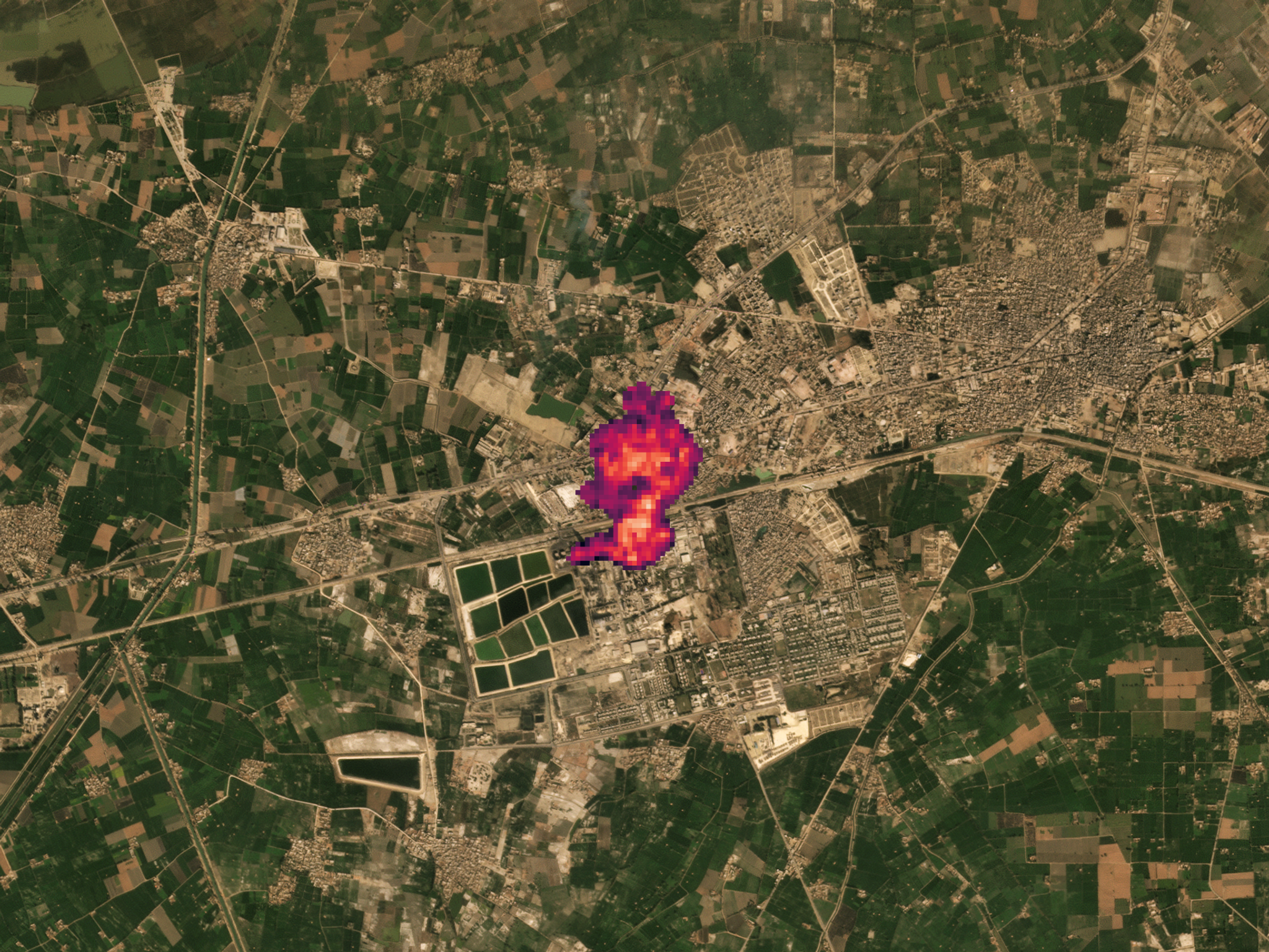 Ammonia emissions from an industrial source in Pakistan, detected using shortwave infrared radiance data from Planet’s Tanager-1.