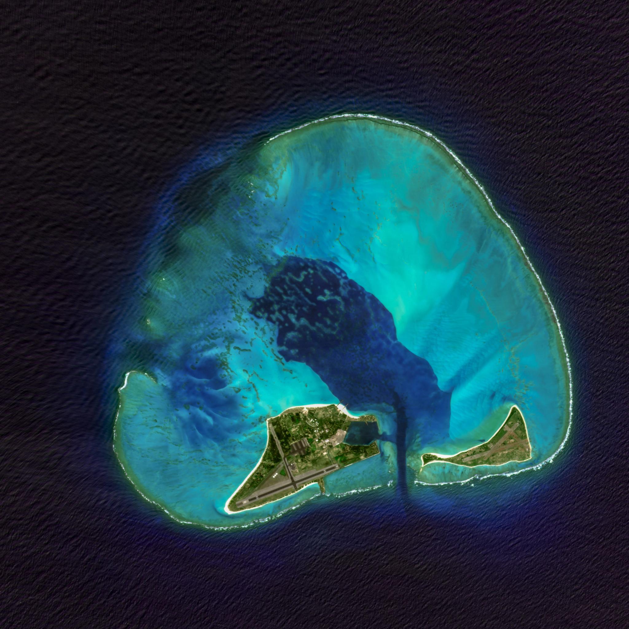 PlanetScope • Midway Atoll • April 8, 2025