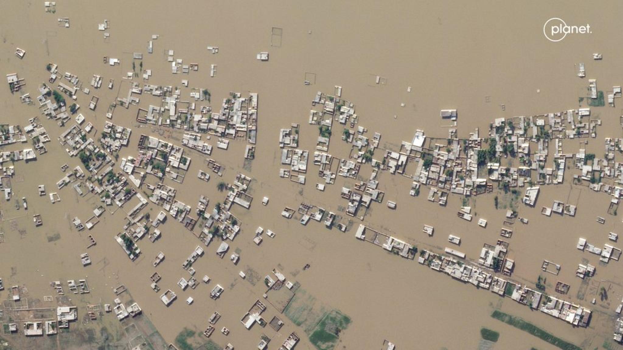 Planet SkySat image of devastating floods in Nowshera, Pakistan.