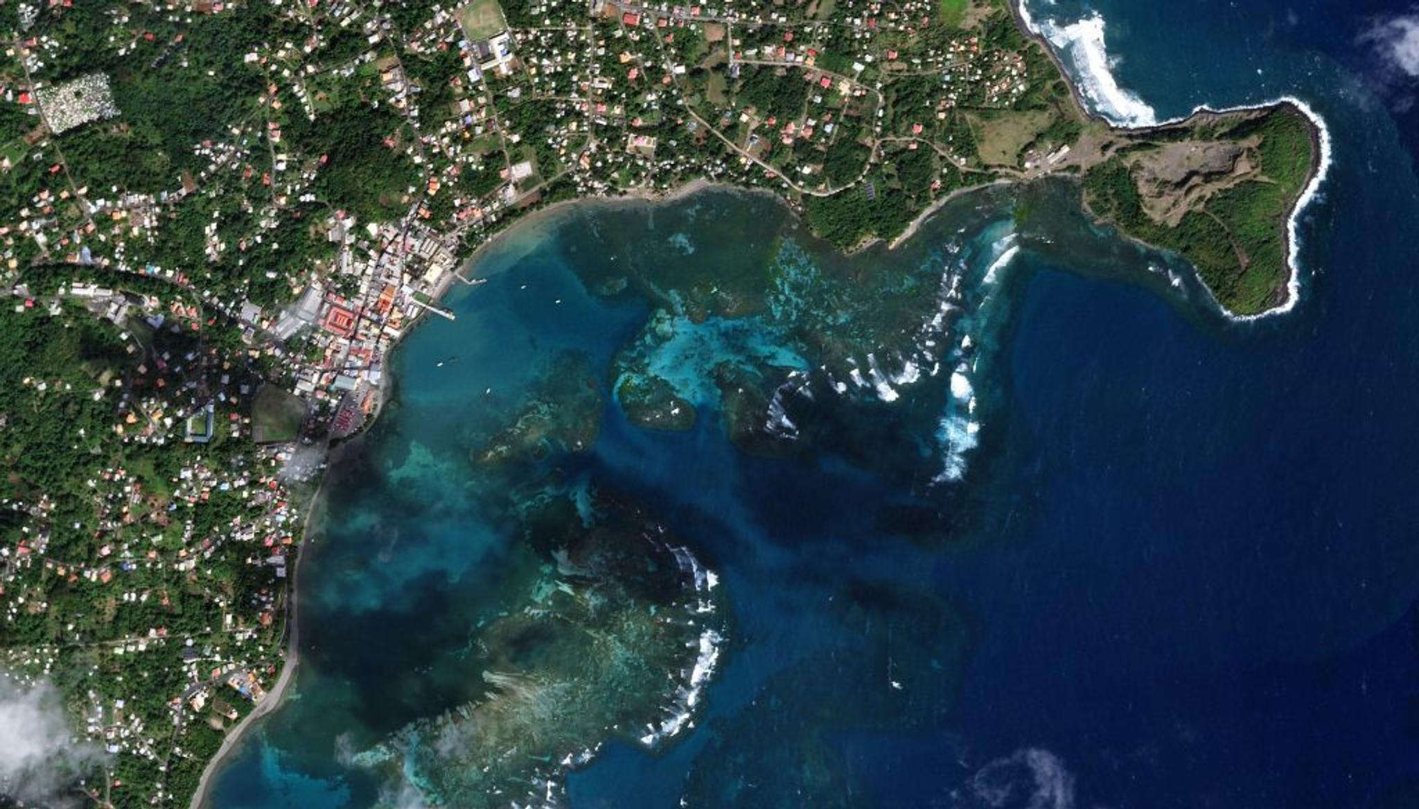 SkySat image of Grenville Bay, Saint Andrew Parish, Grenada showing increased details on seagrasses in the region taken February 21, 2023. 