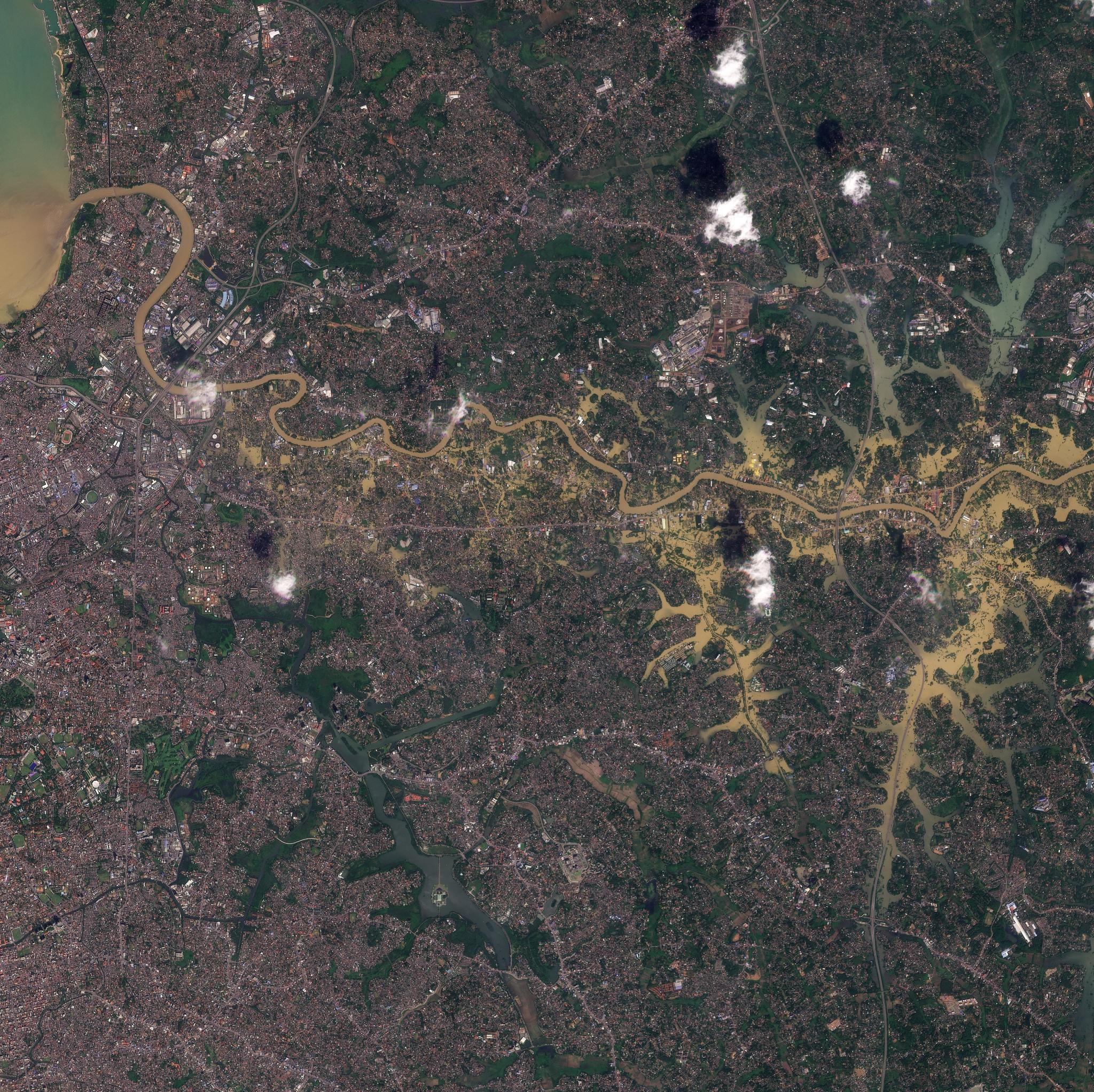 PlanetScope • After Cyclone Ditwah, Colombo and Kaduwela, Sri Lanka • November 30, 2025