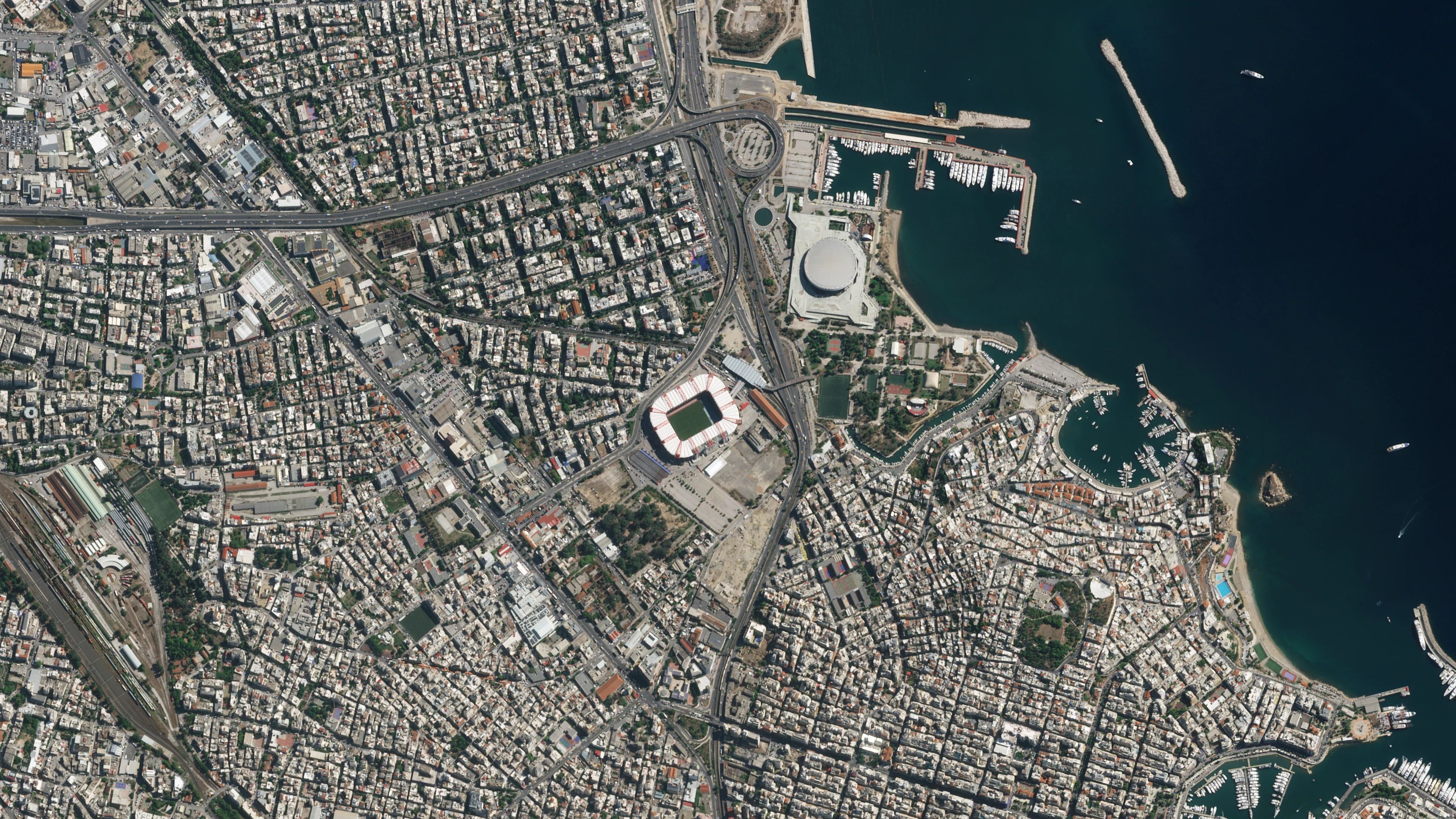 What Are the Core Characteristics of Satellite Imagery Resolution?