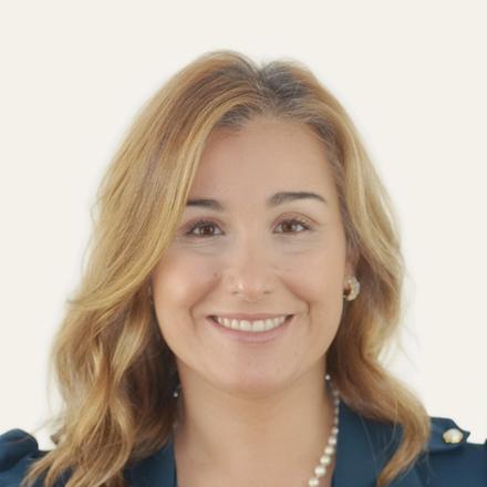 Dra. Cláudia de Sousa