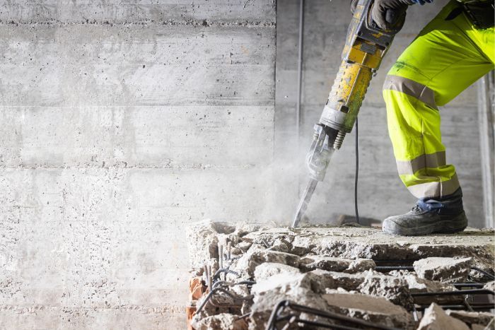 The Risks of Tool Vibration on a Construction Site