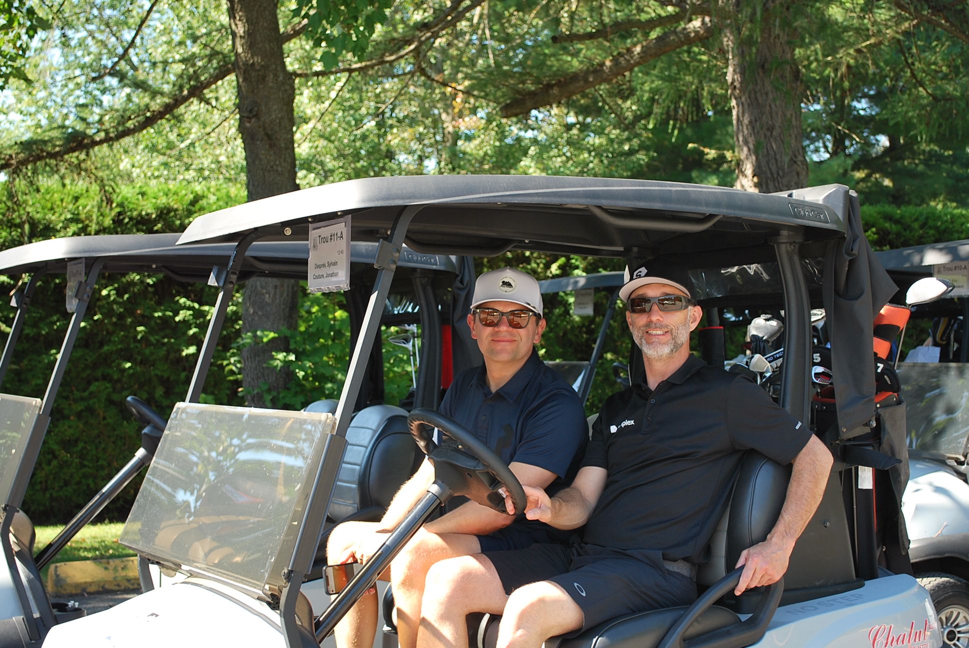 APECQ golf tournament participants