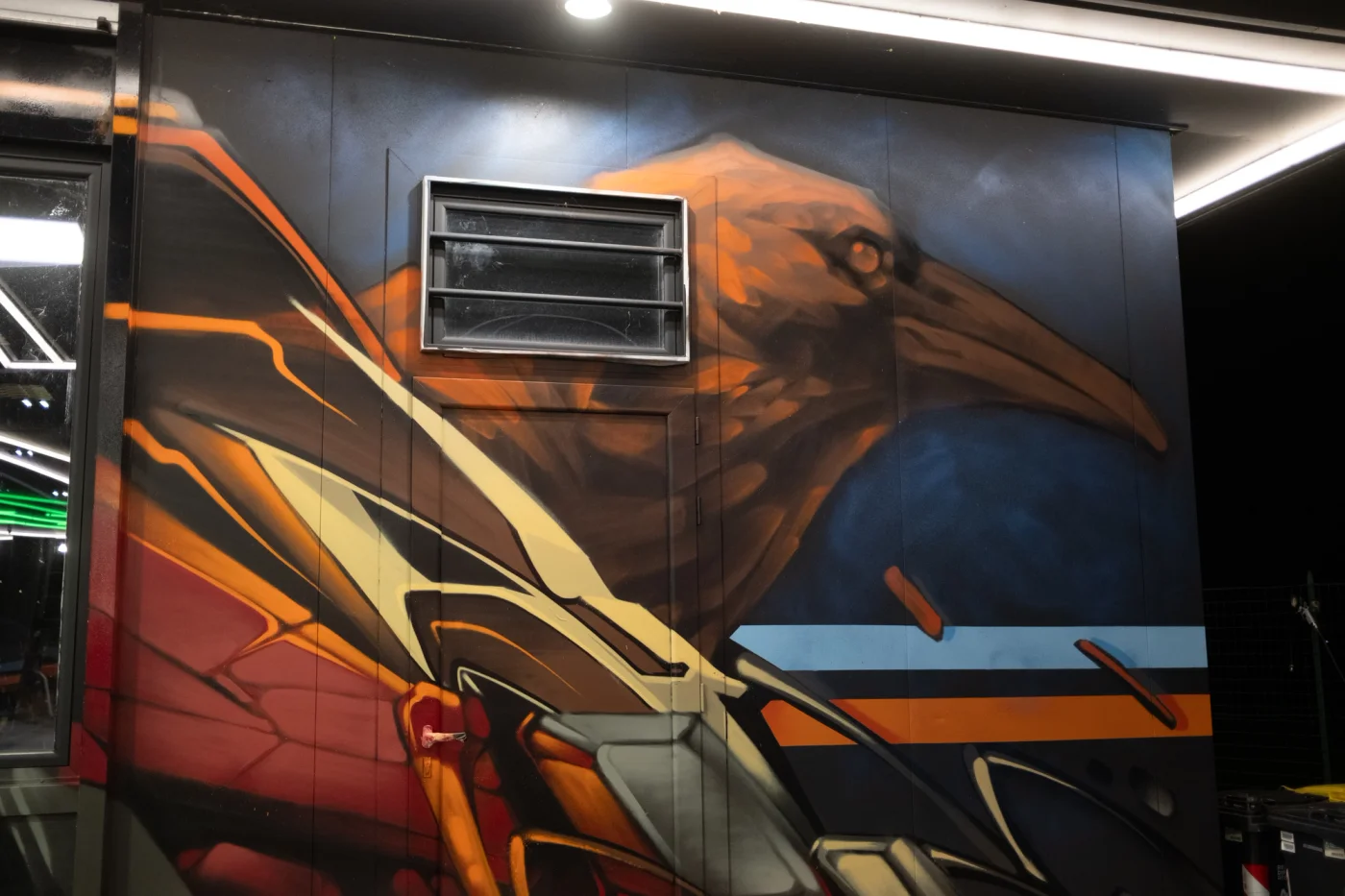 zona16-mural-ala-carburanti-distributore-quarrata-right-side-jpg