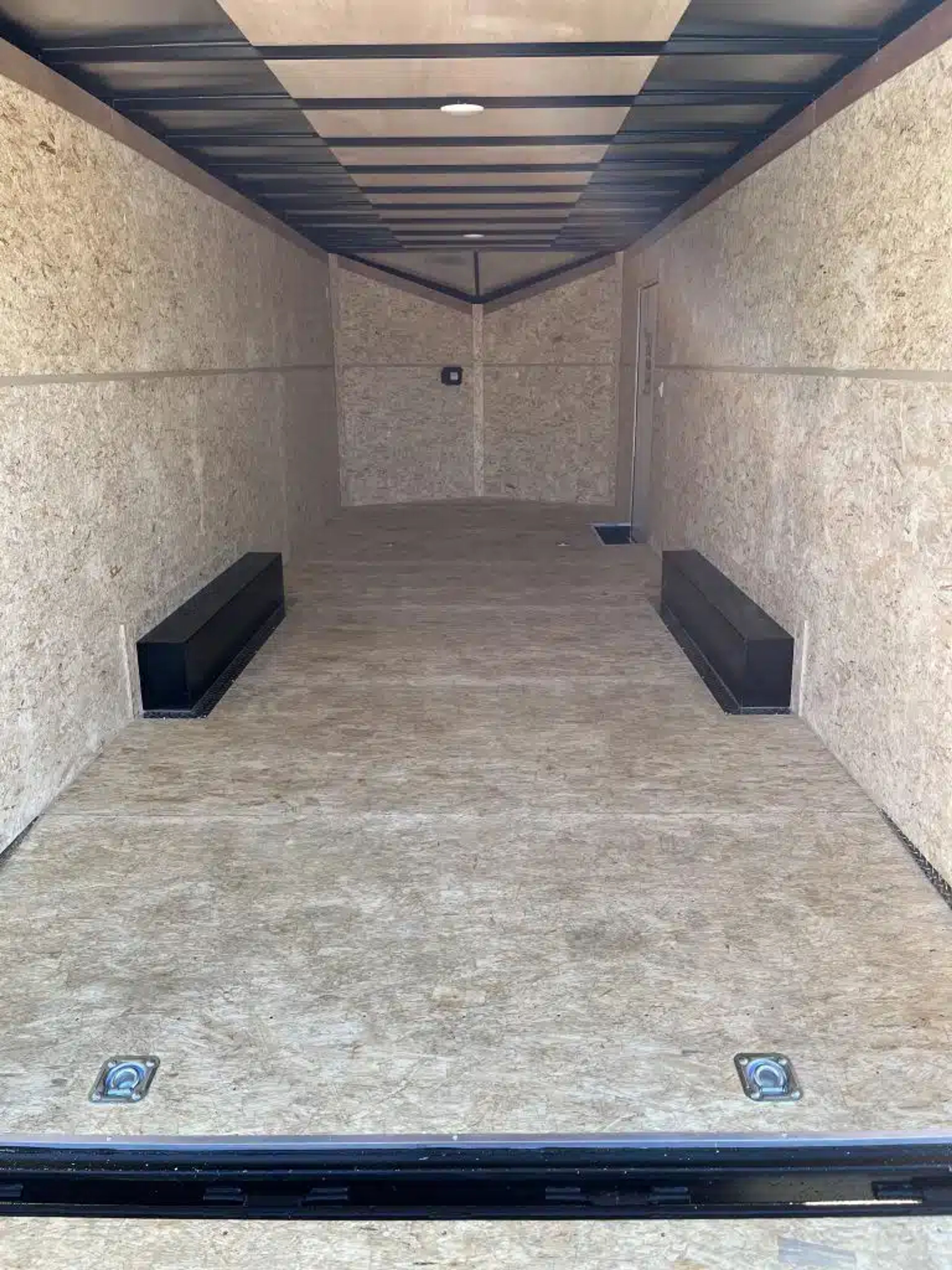 Enclosed Car Hauler 2026 24ft. Hero w/Heavy Duty Ramp Door & 7ft. Interior 0938 — view 4