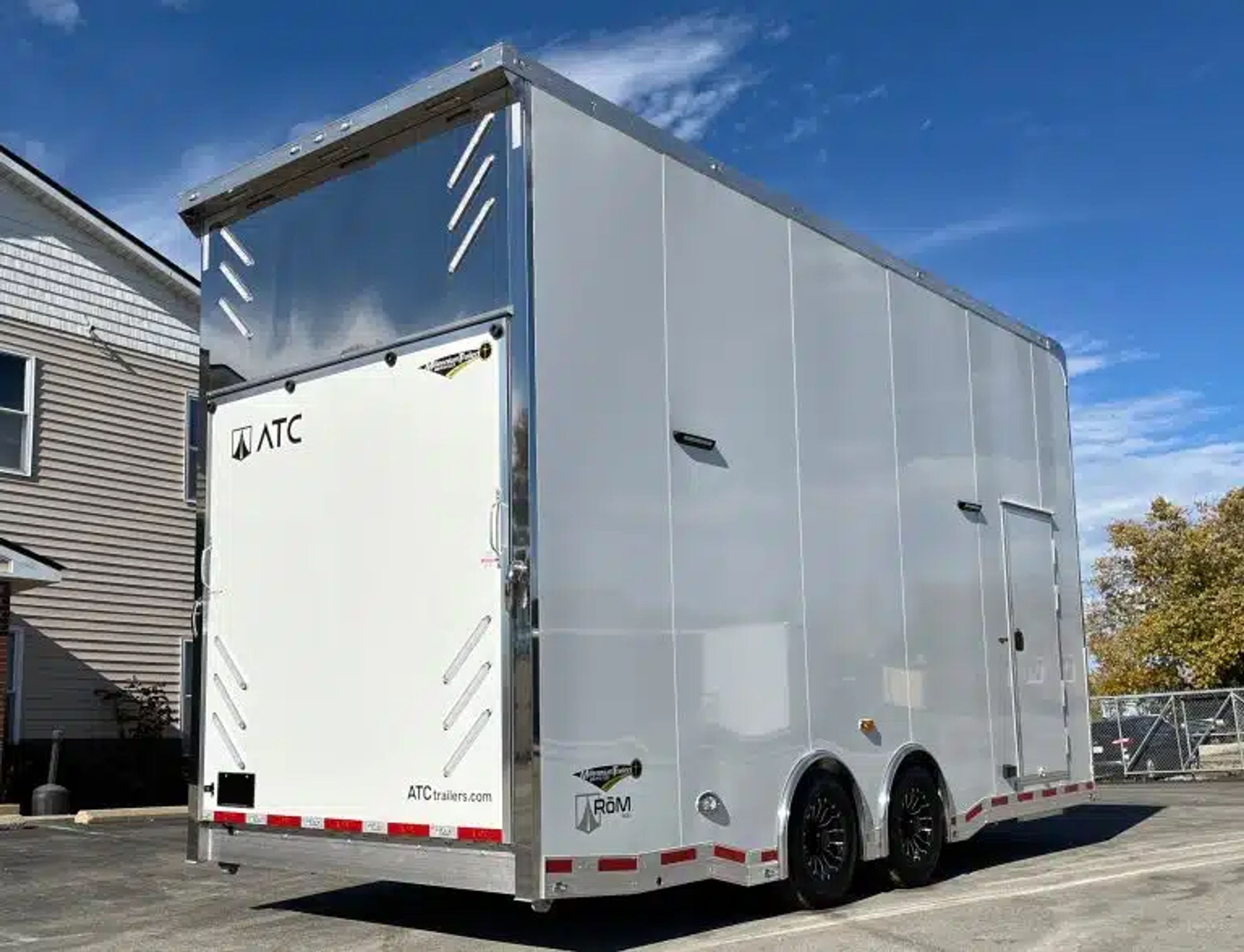 Enclosed ATC Car Trailer 2026 22ft. Aluminum Stacker ROM 900 w/14ft. Tiltable — view 3