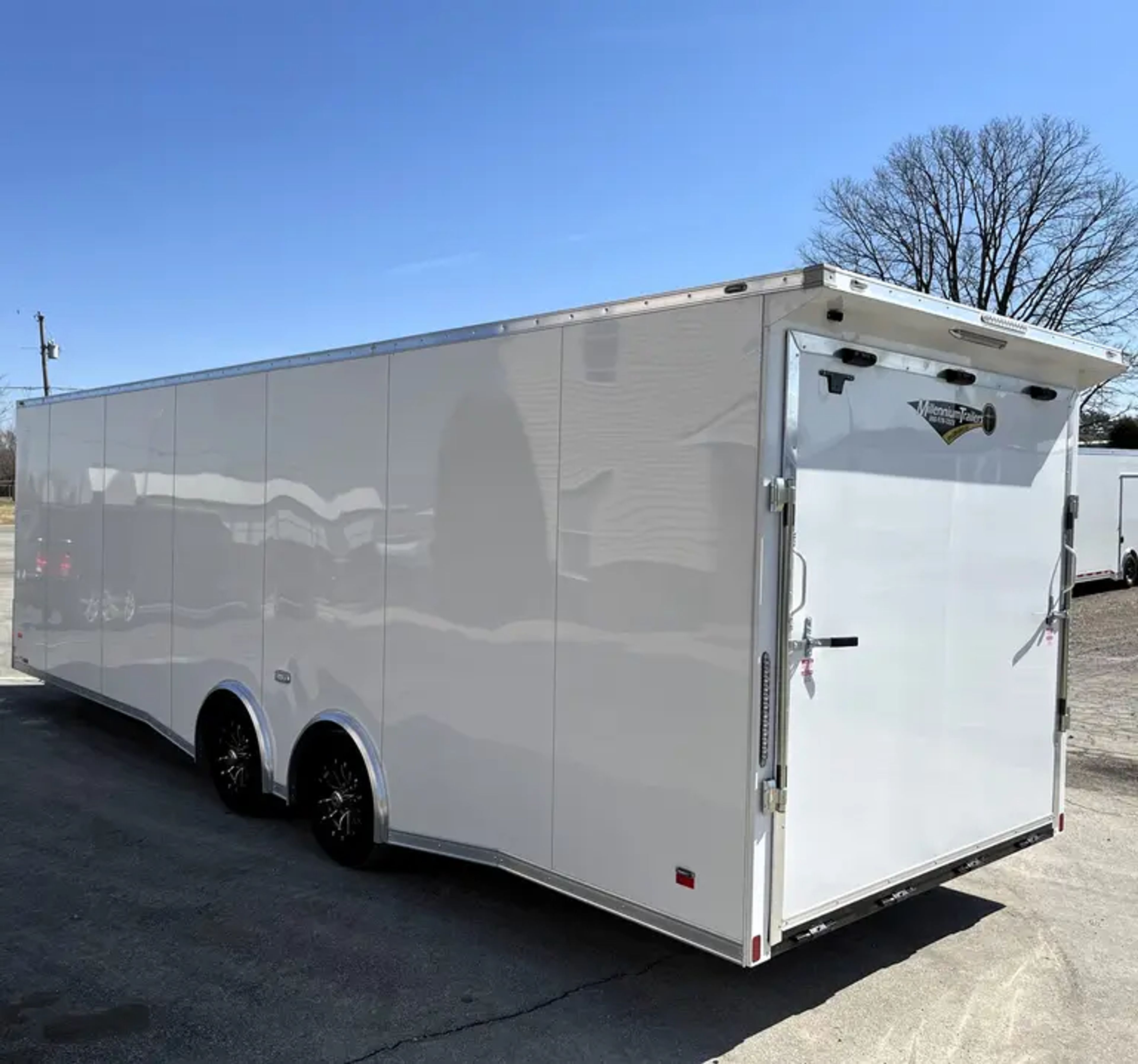 Enclosed Car Hauler 2025 26ft. Blaze w/Cabinets, Flooring, Alum Wheels, Spread — view 6
