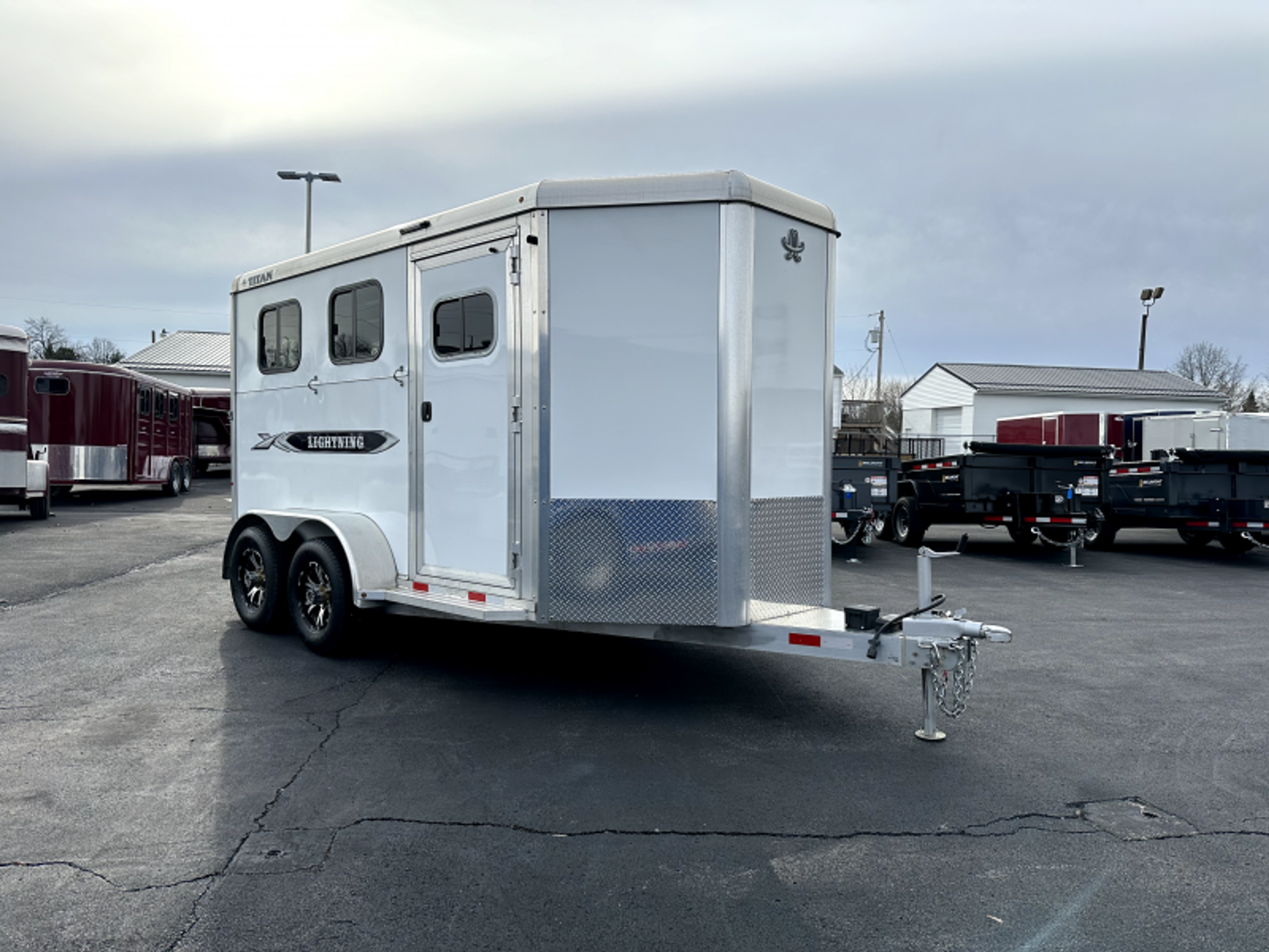 2021 Titan 2 Horse Trailer — view 5