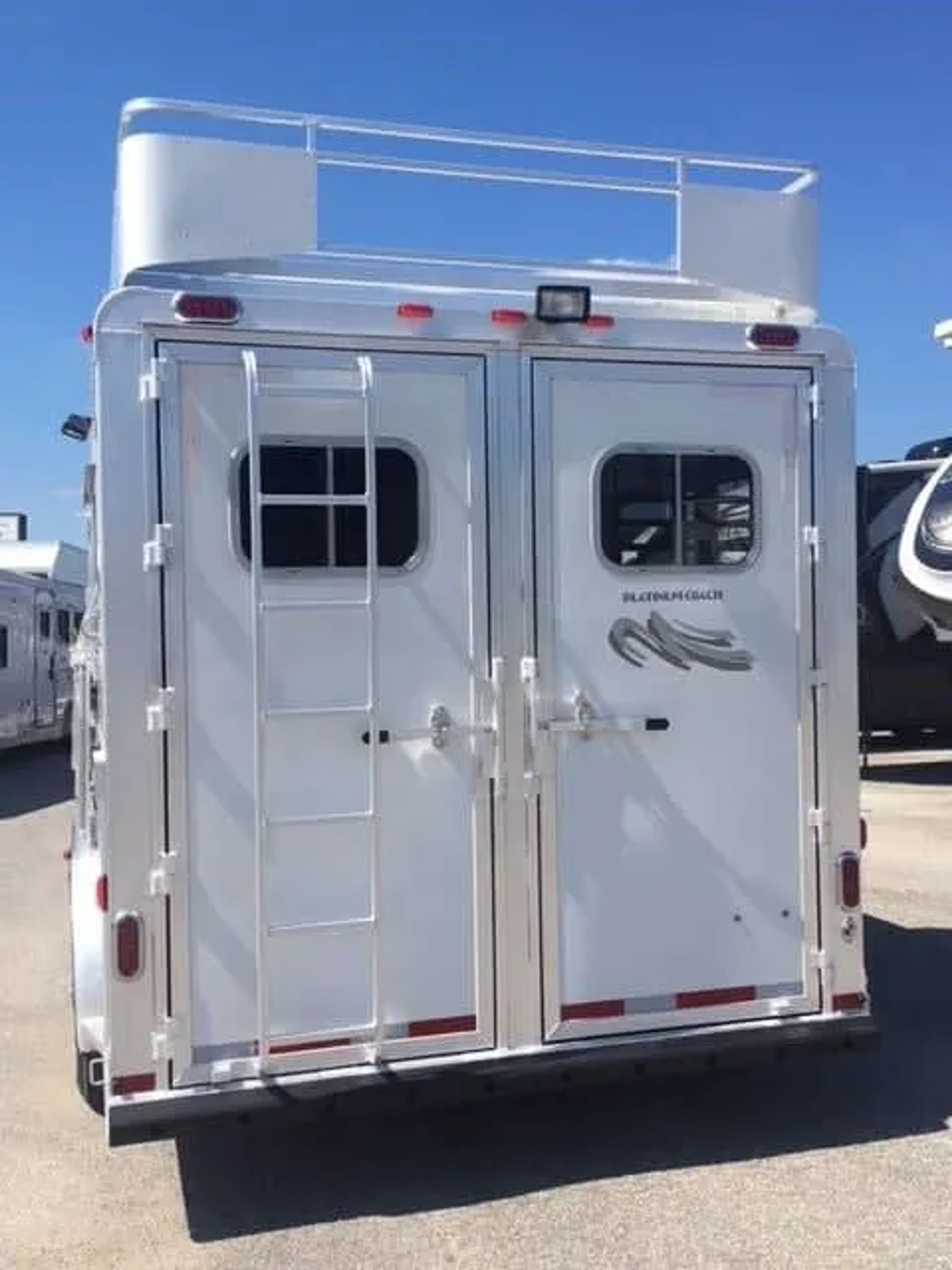 2018 Platinum Coach 3 Horse Bumper Pull — view 13