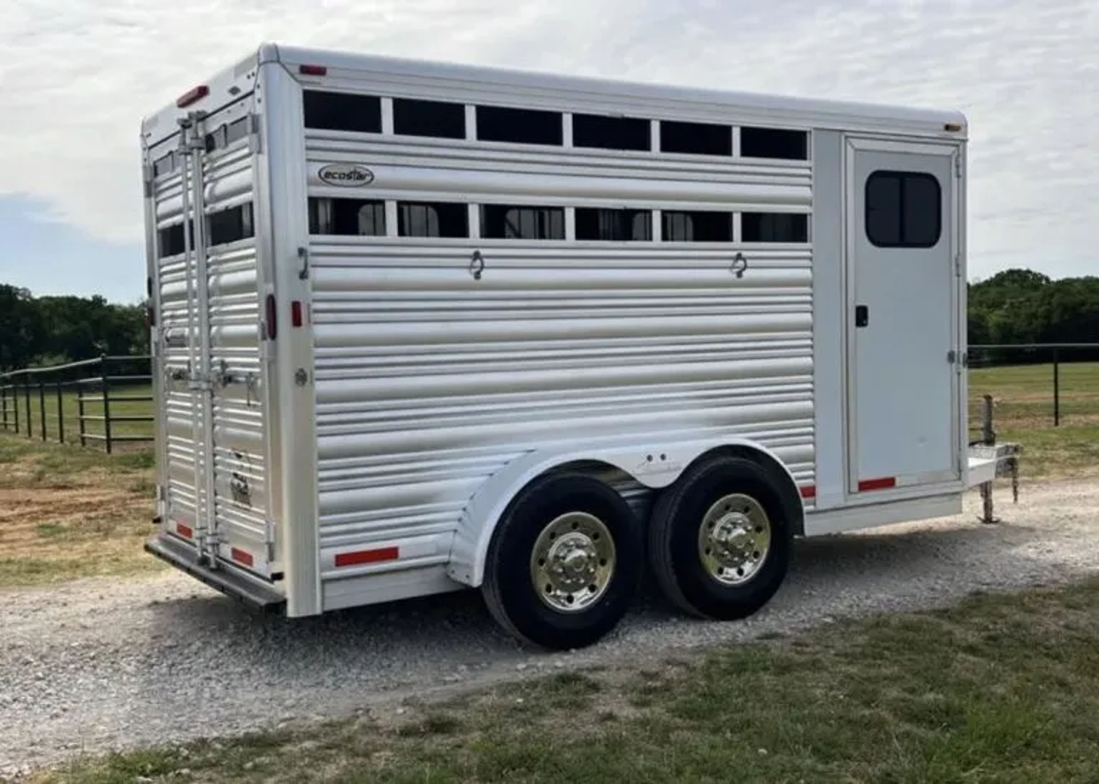 2013 model Cimarron 3 Horse Bumper Pull — view 8